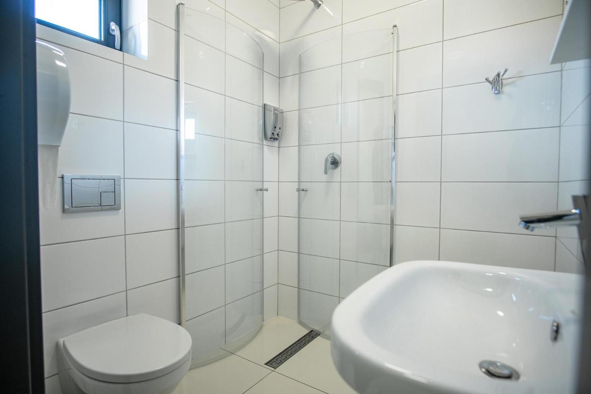 Triple Room with View - Photo 3