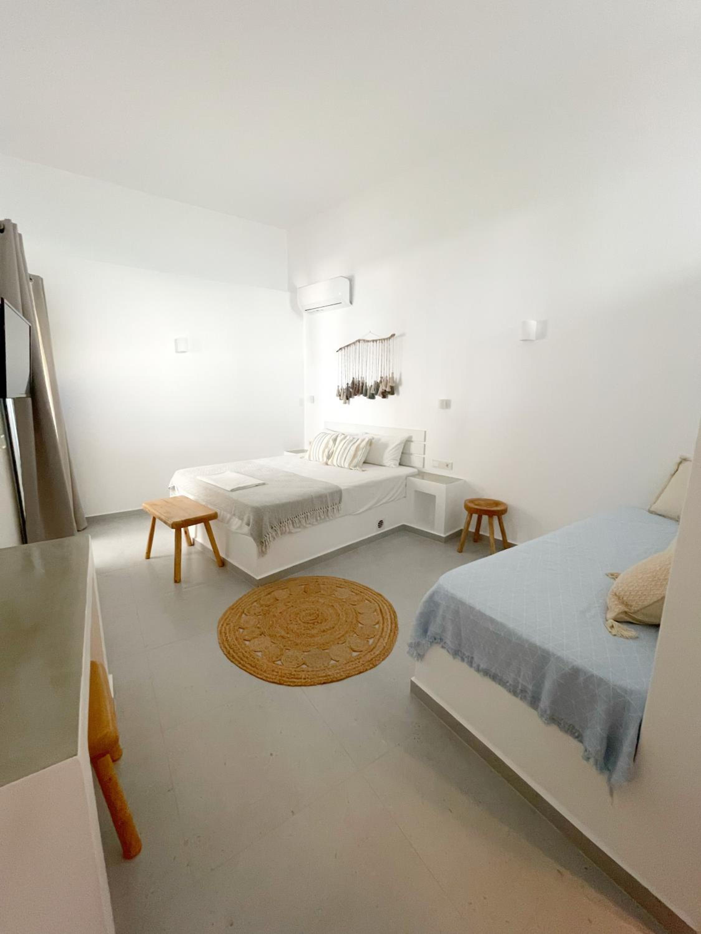 Budget Double Room photo 2
