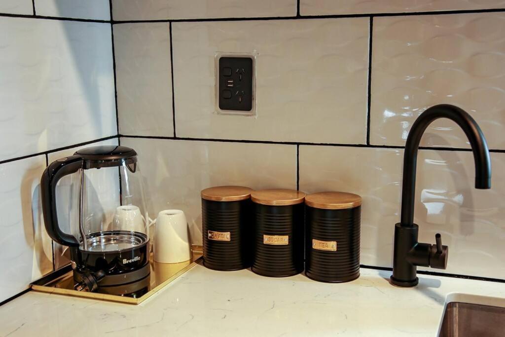 Superior Suite - Photo 25