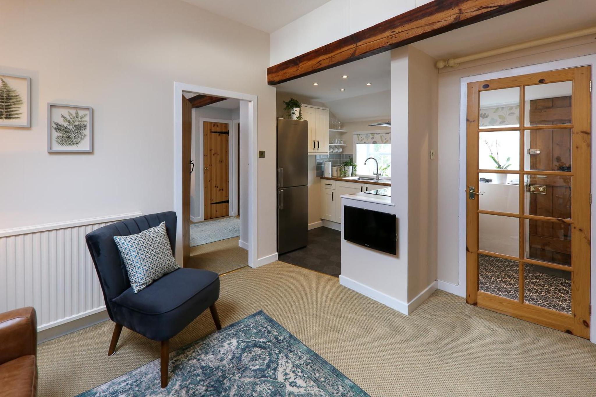 One-Bedroom Apartment - Photo 24