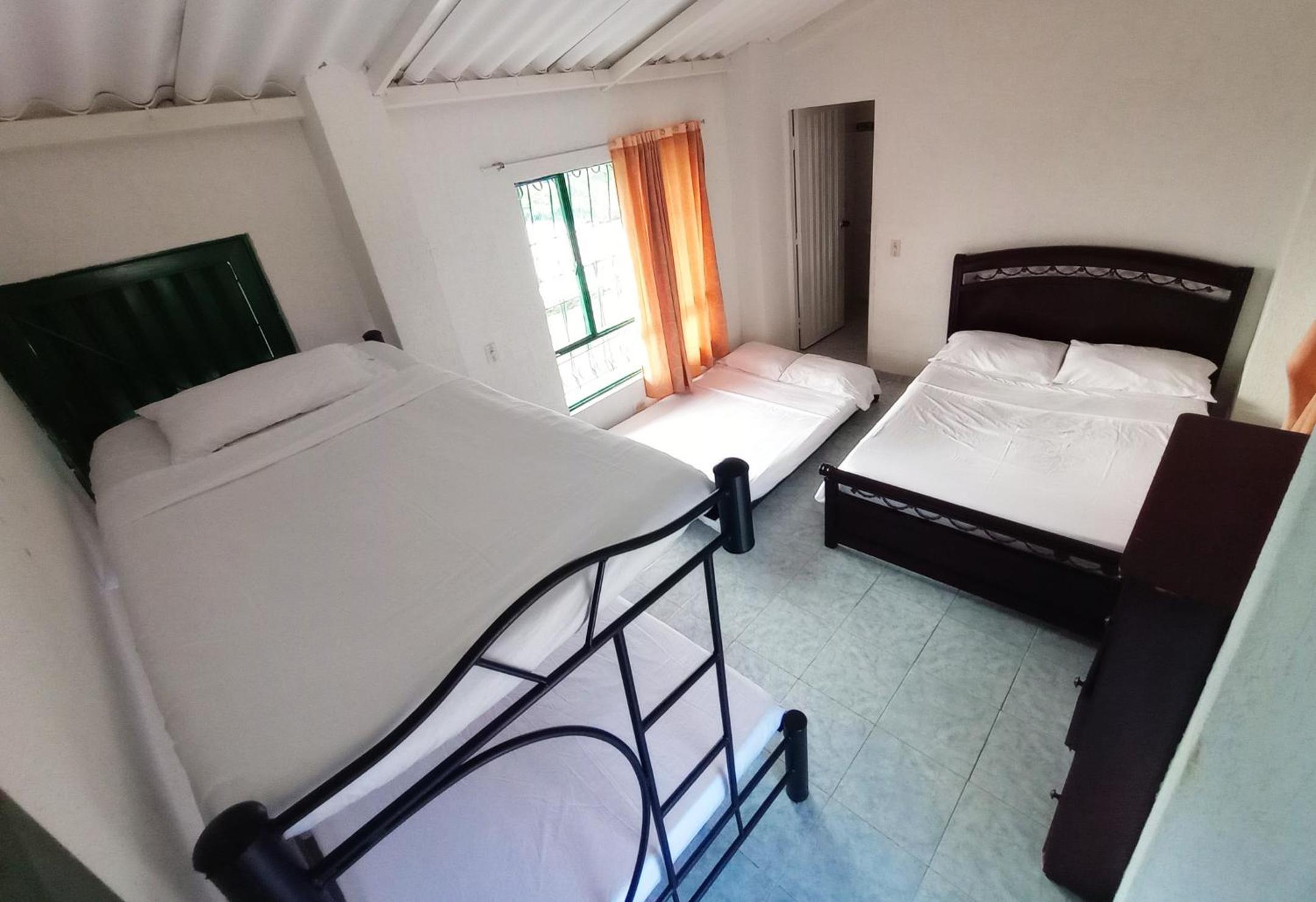 Mixed Dormitory Room