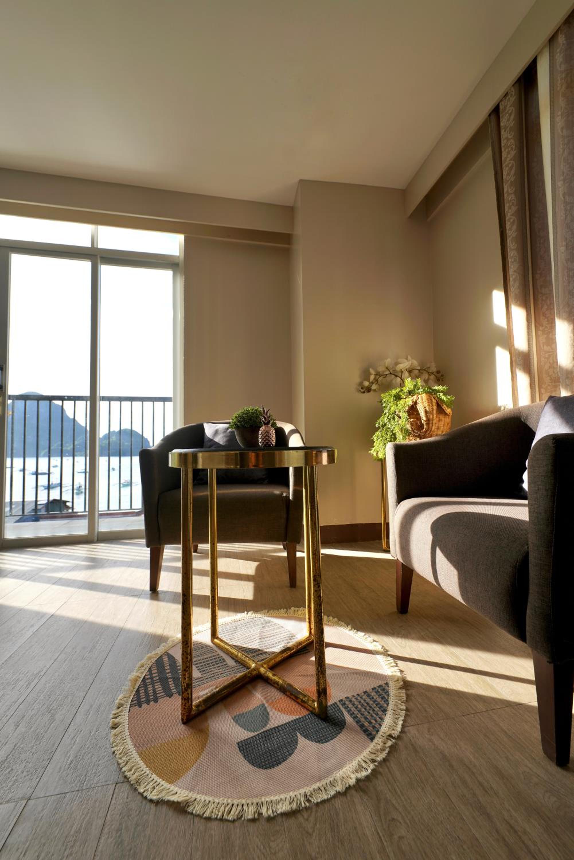 Executive Suite with Sea View - Photo 7