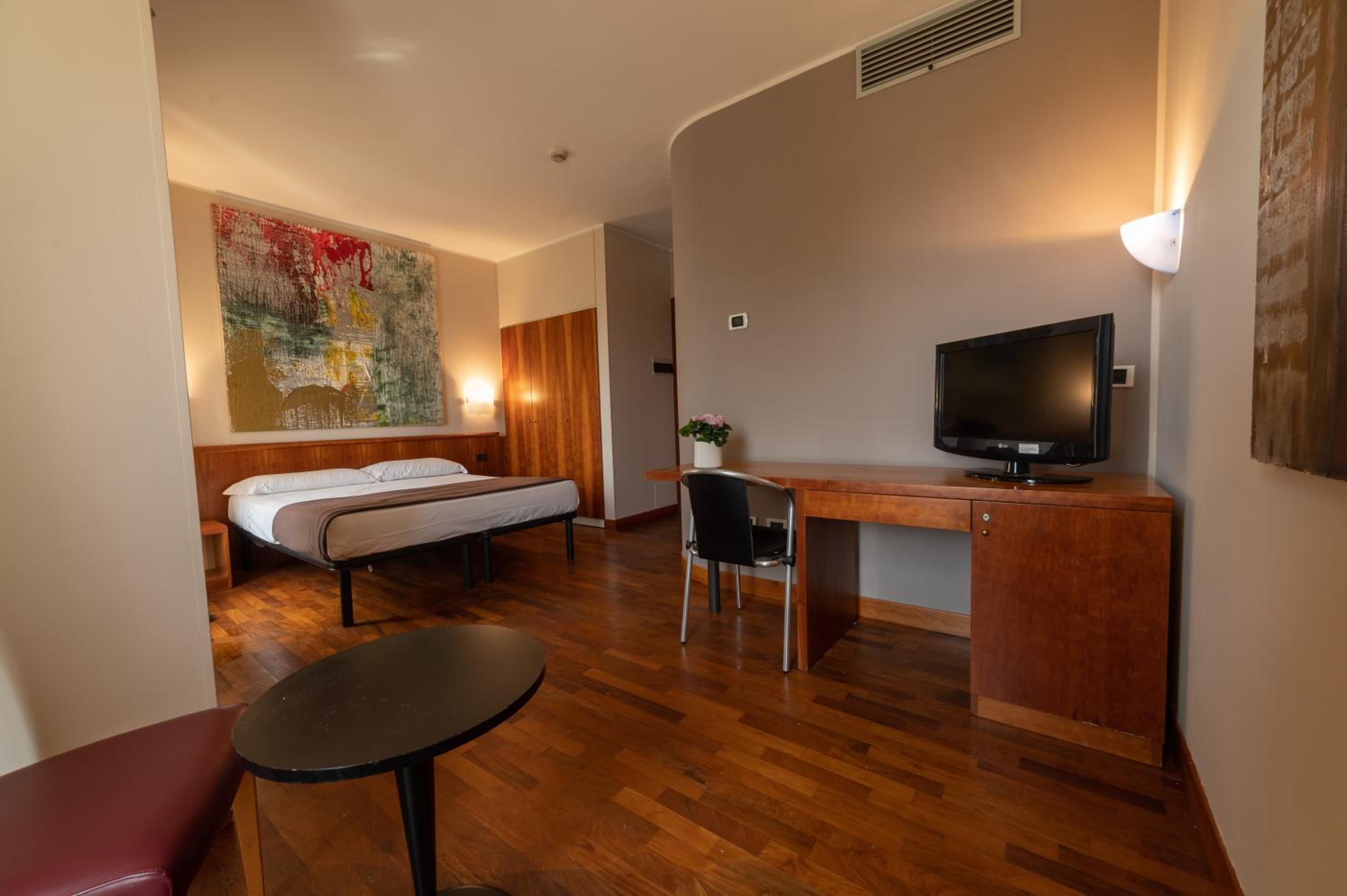 Superior Double Room - Photo 4