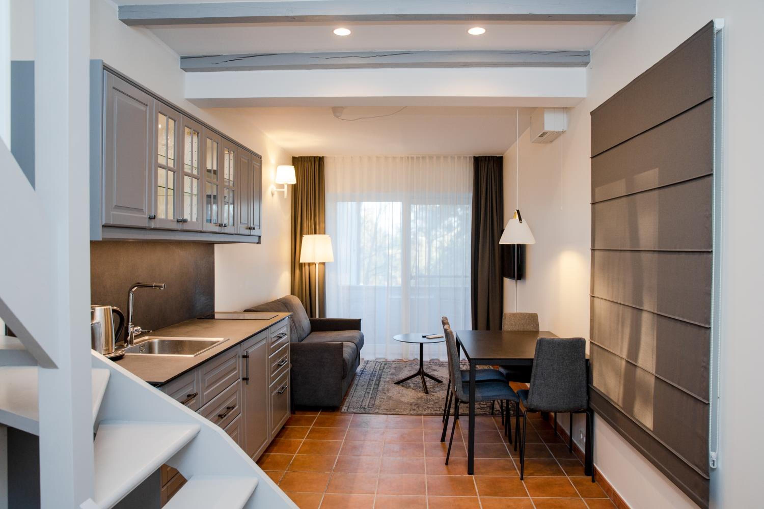 Suite with Balcony photo 1