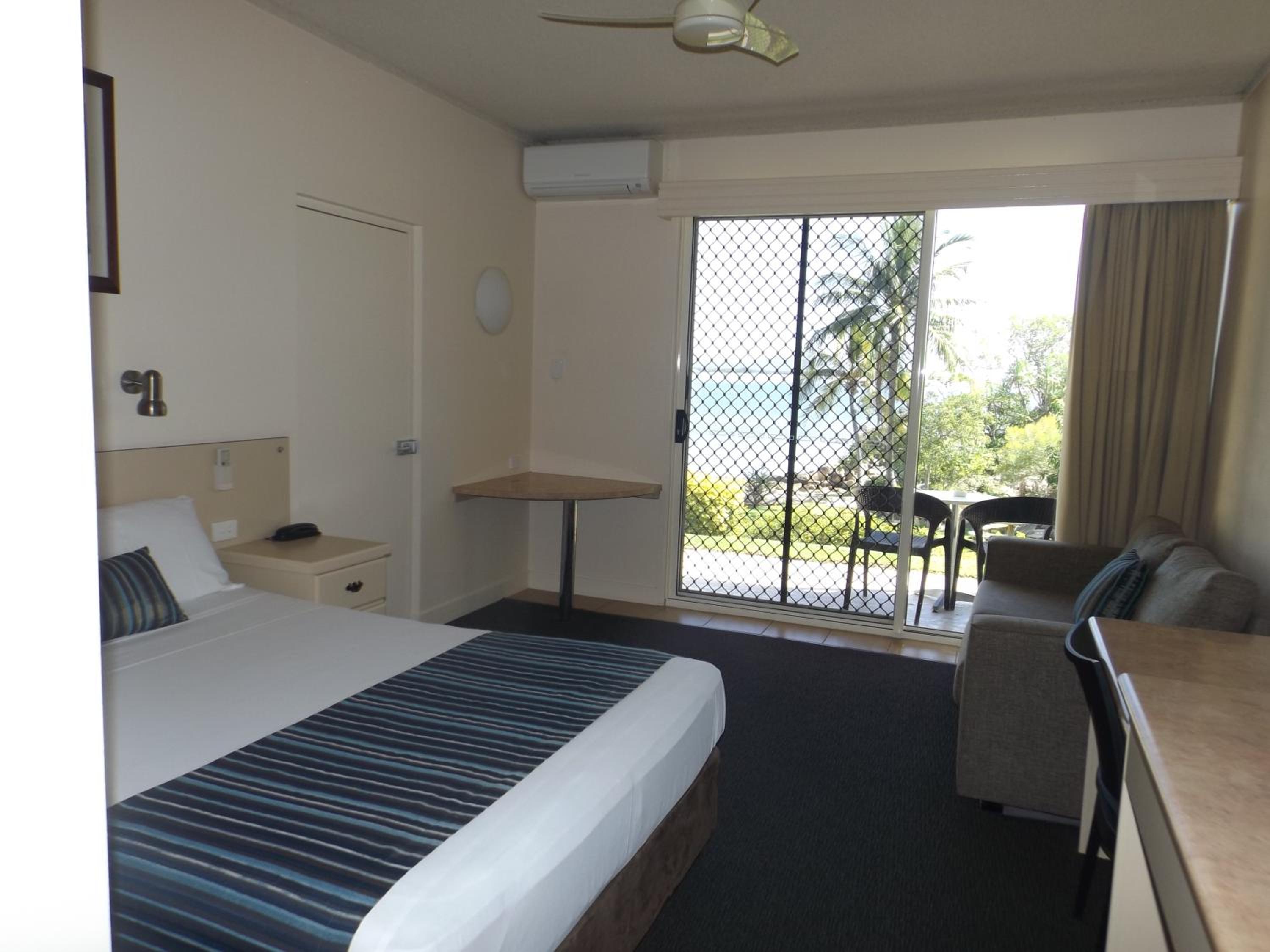 Ocean Queen Room photo 2