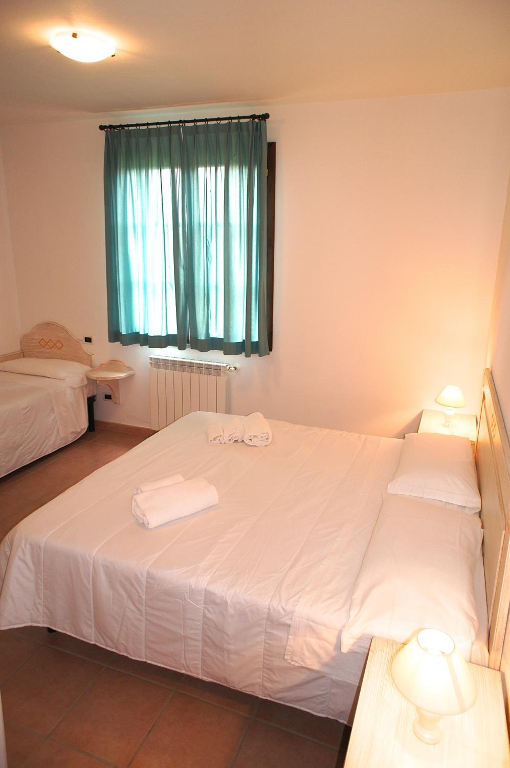 Two-Bedroom Apartment with Garden and Pool View (6 Adults) photo 3