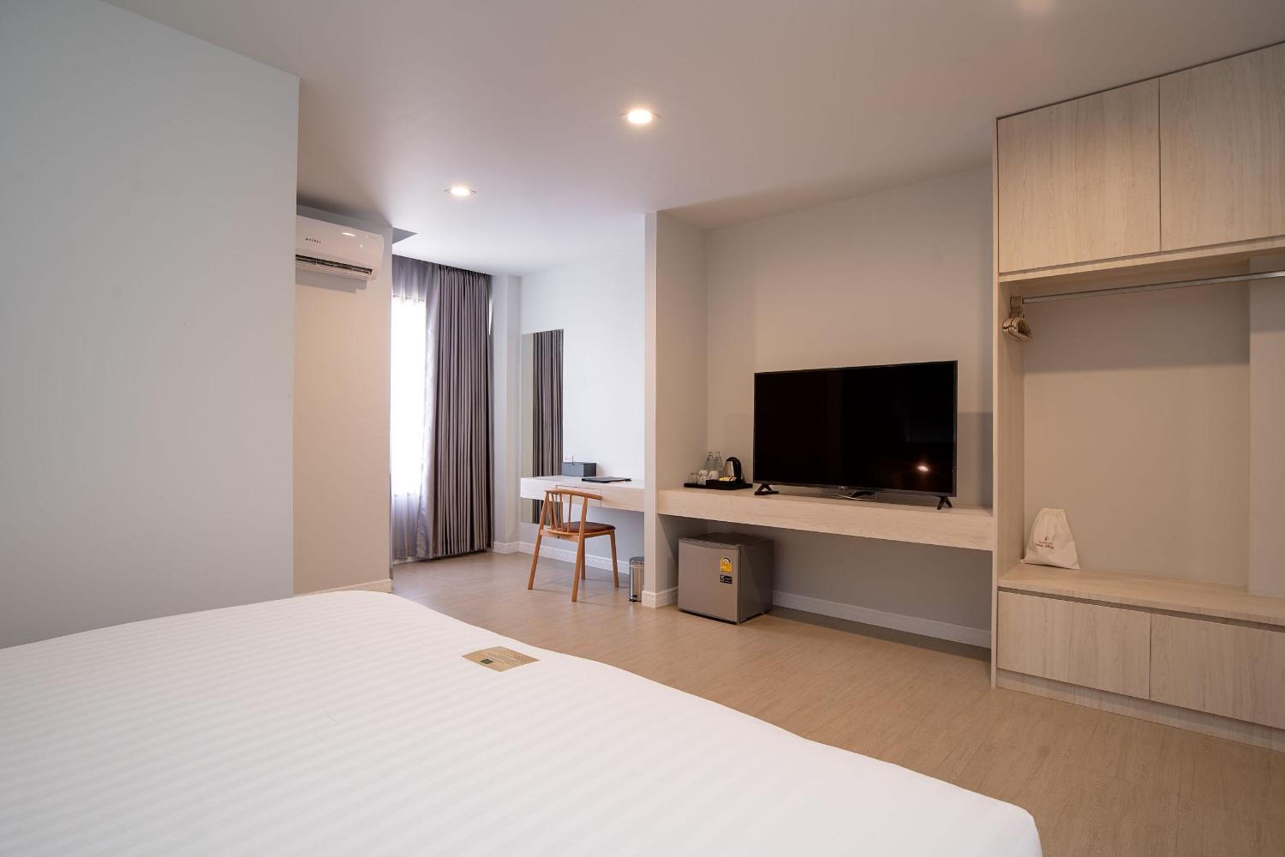 Superior Double Room - Photo 8