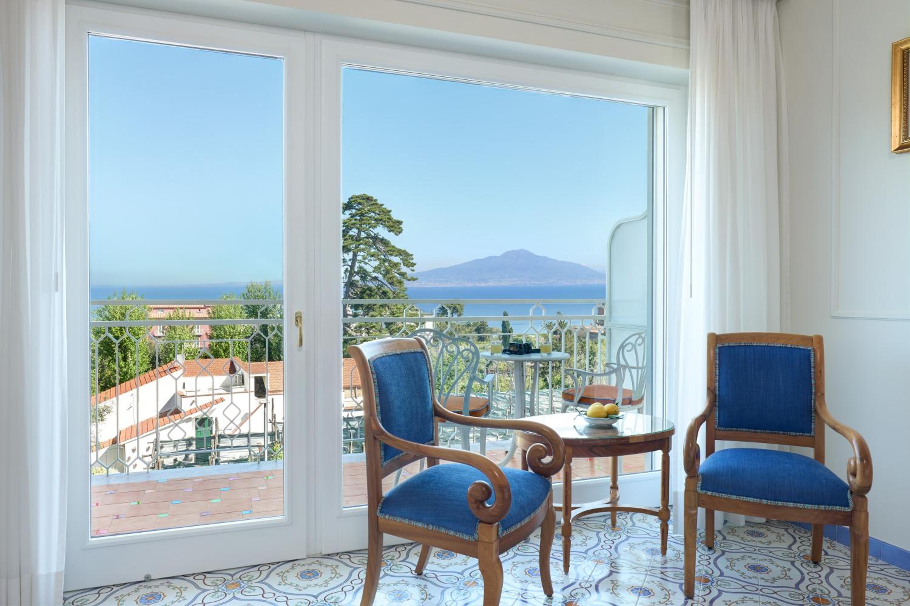 Comfort Double or Twin Room with Partial Sea View  - Photo 5