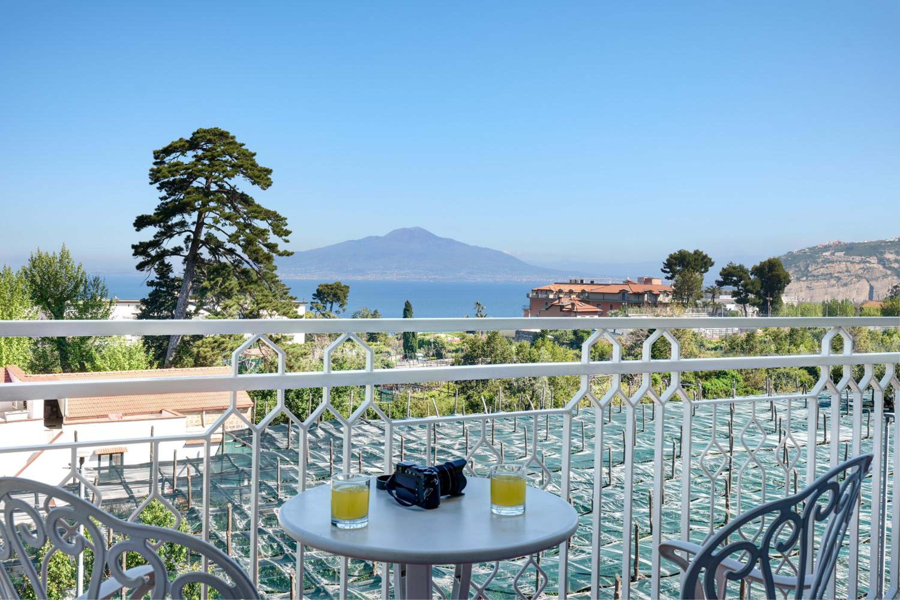 Comfort Double or Twin Room with Partial Sea View  - Photo 3