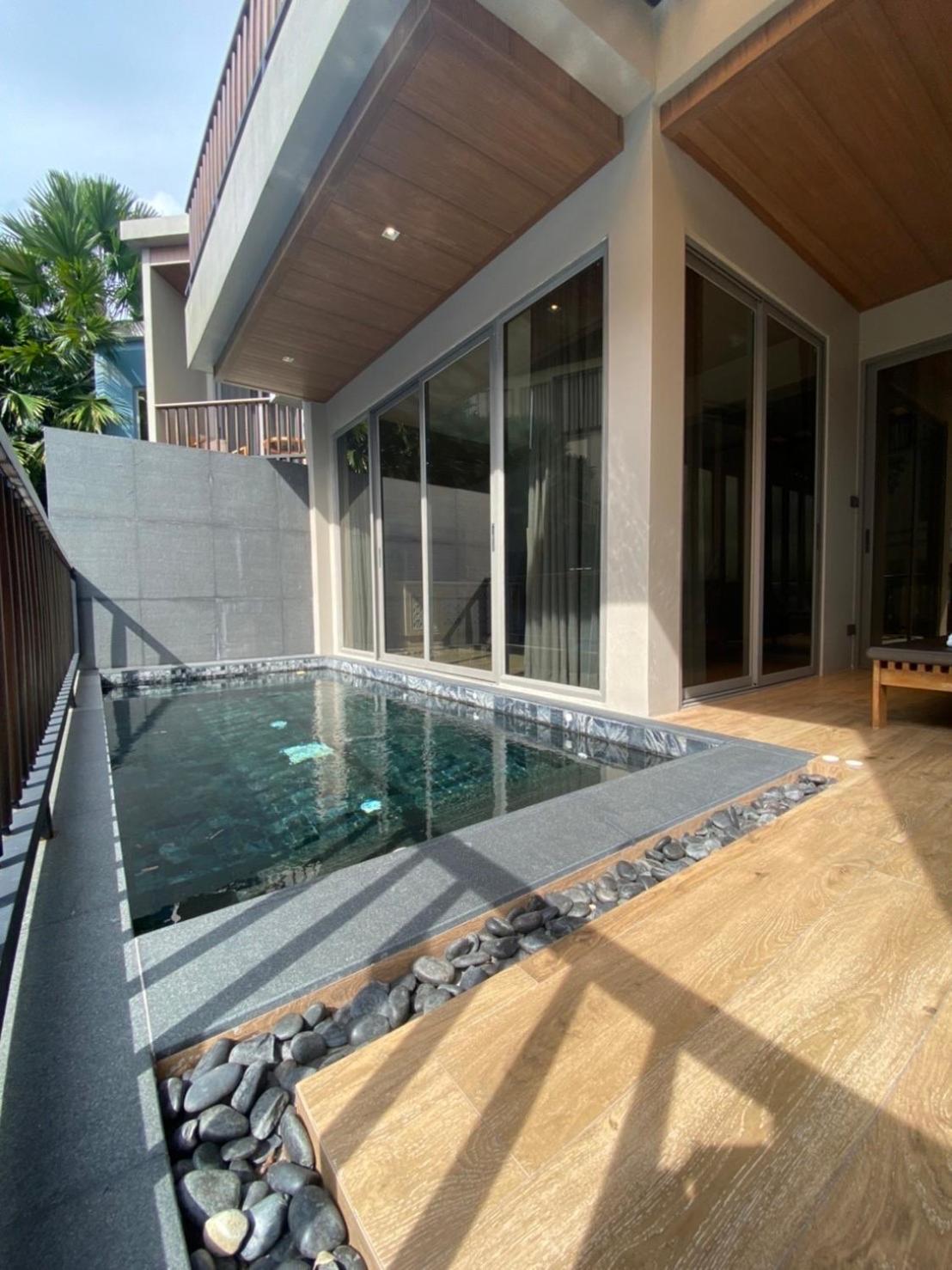 King Pool Suite - Photo 4