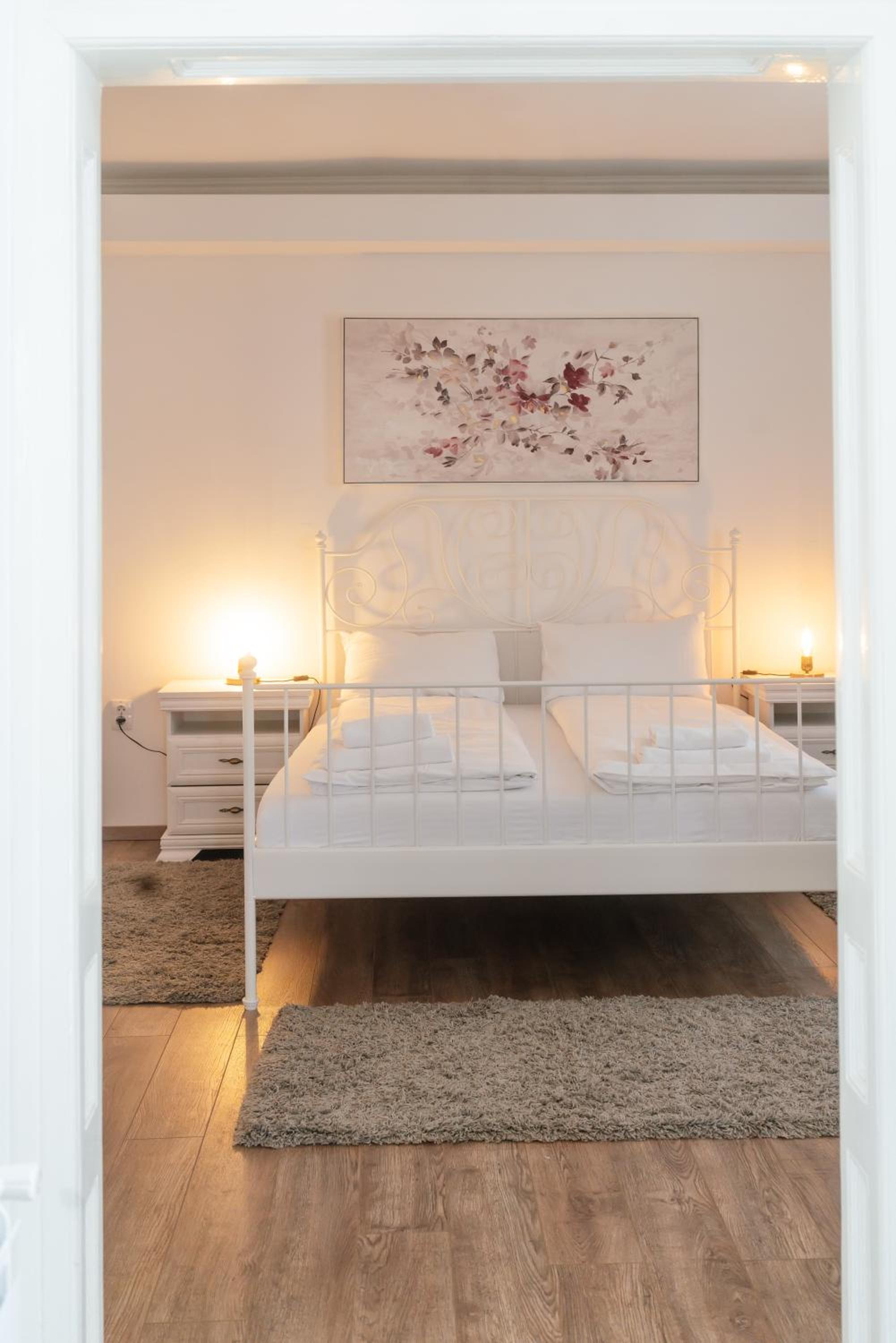 Apartment - Photo 24