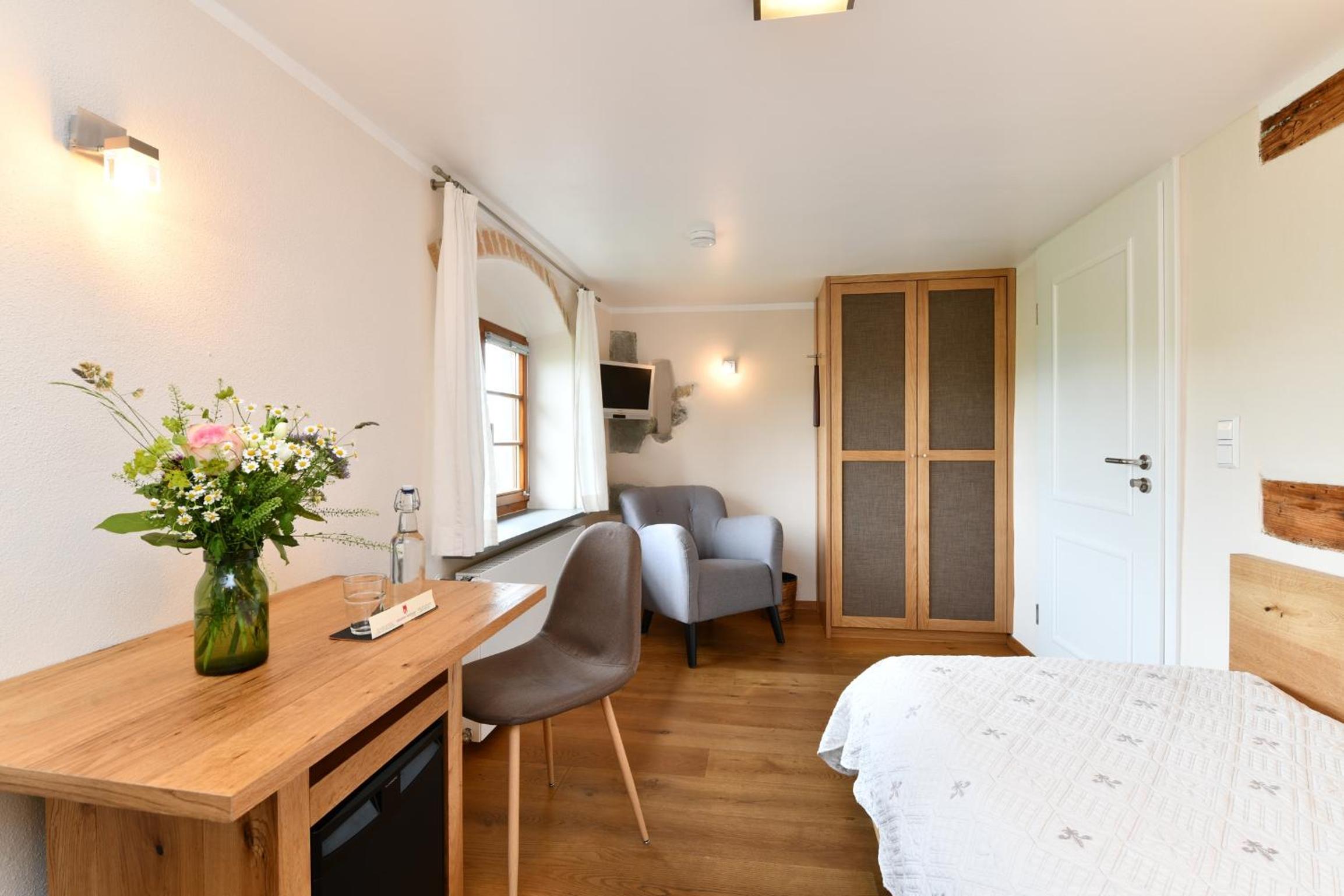 Single Room with Garden View photo 2