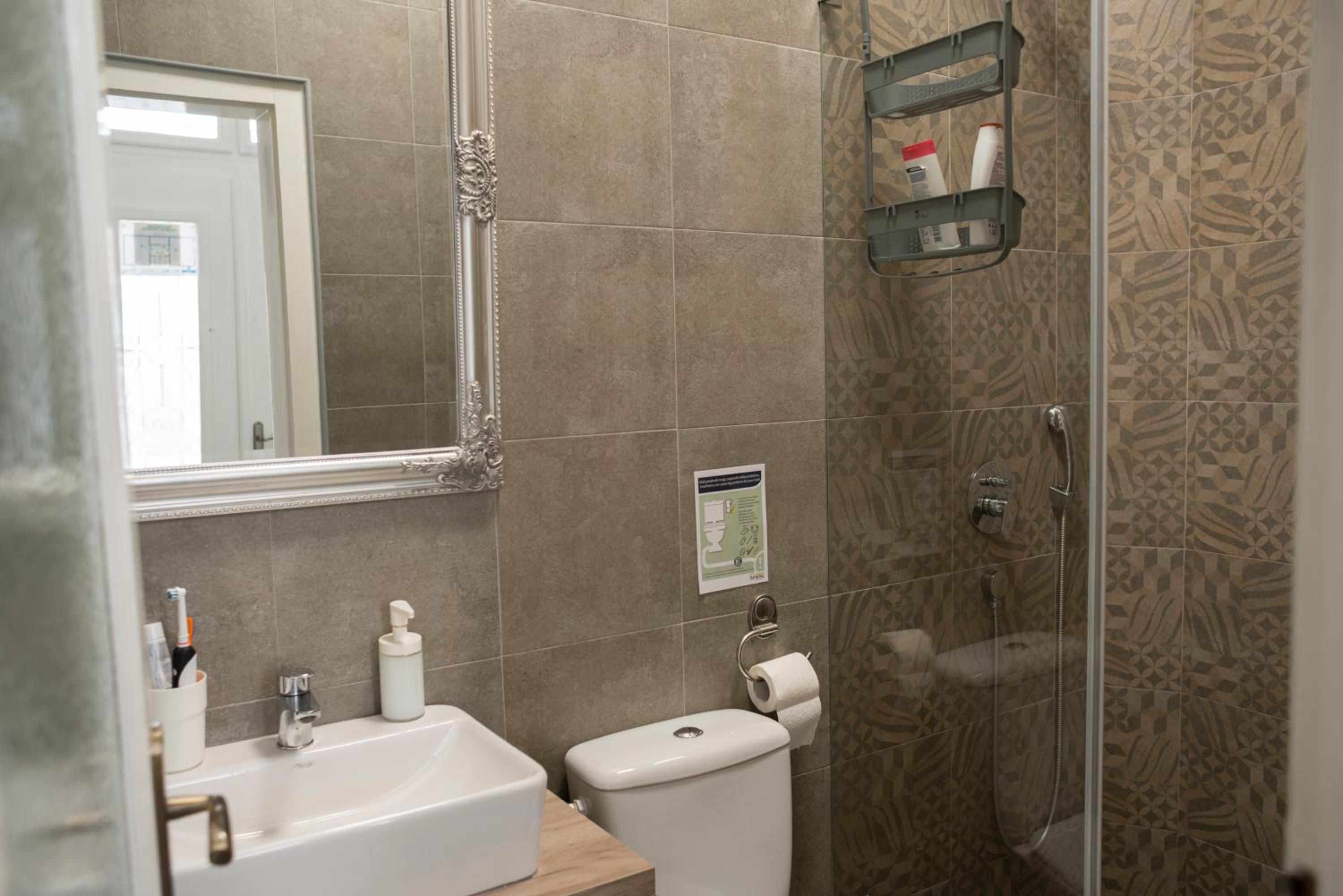 Apartment - Photo 26