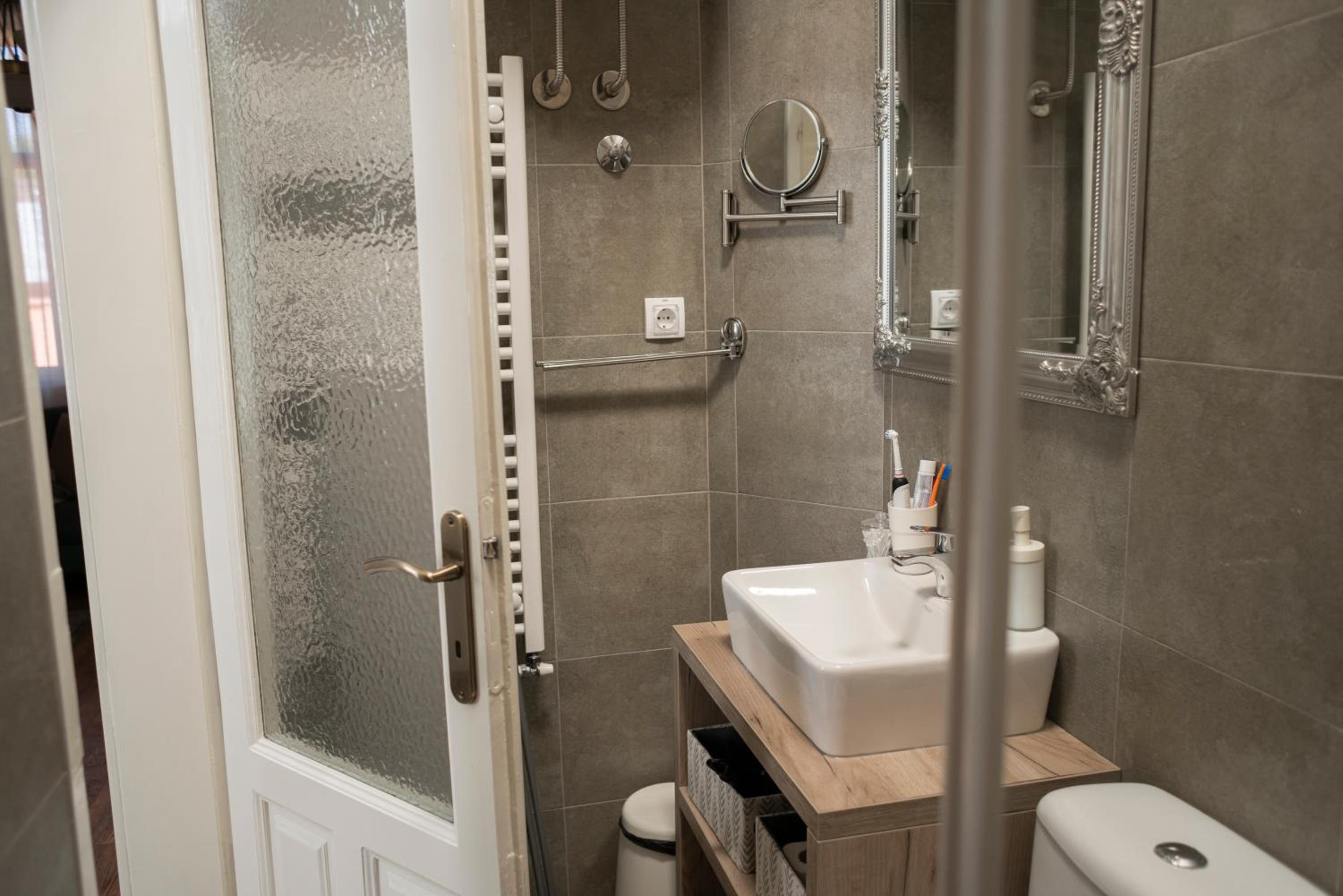 Apartment - Photo 27