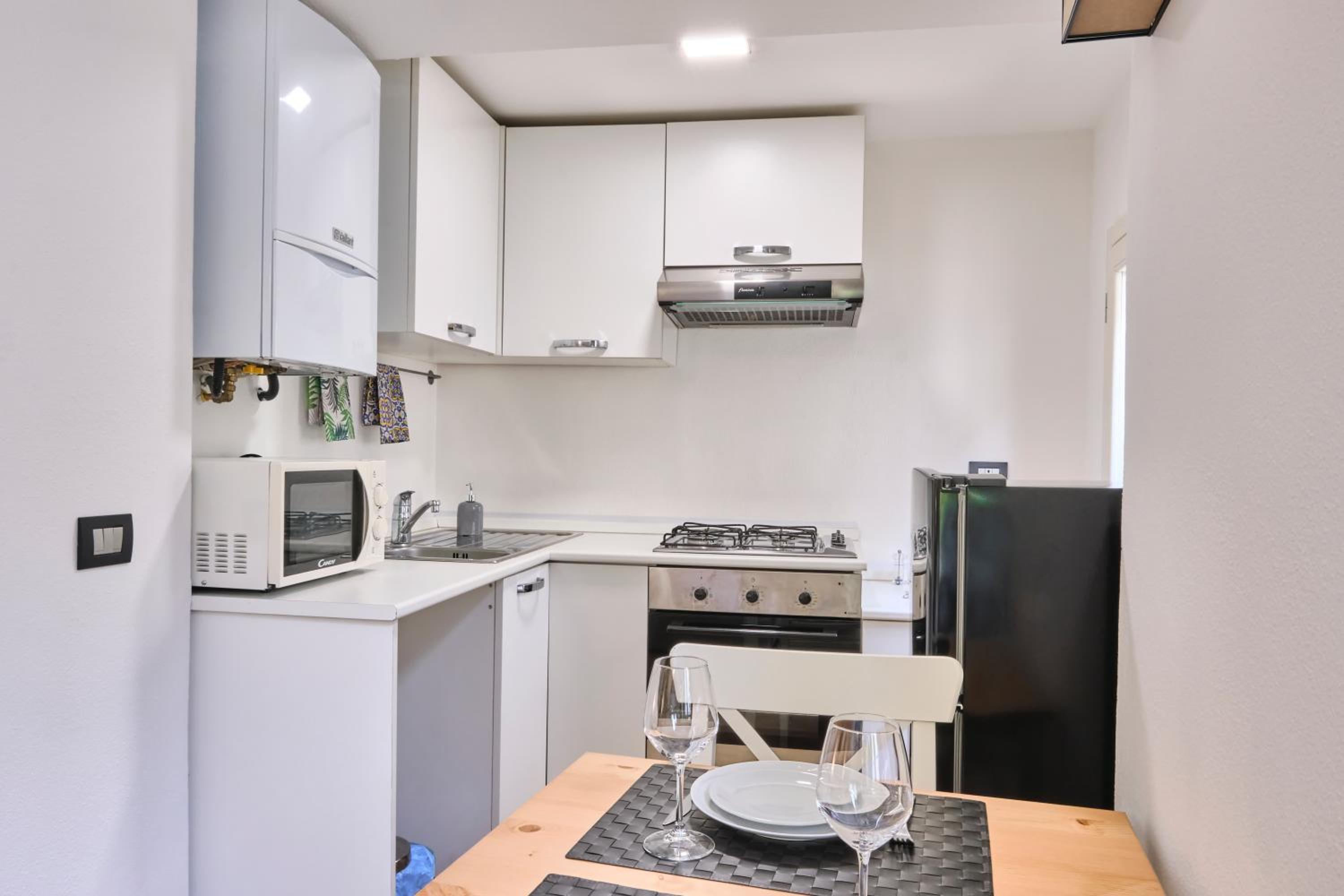 One-Bedroom Apartment - Photo 21