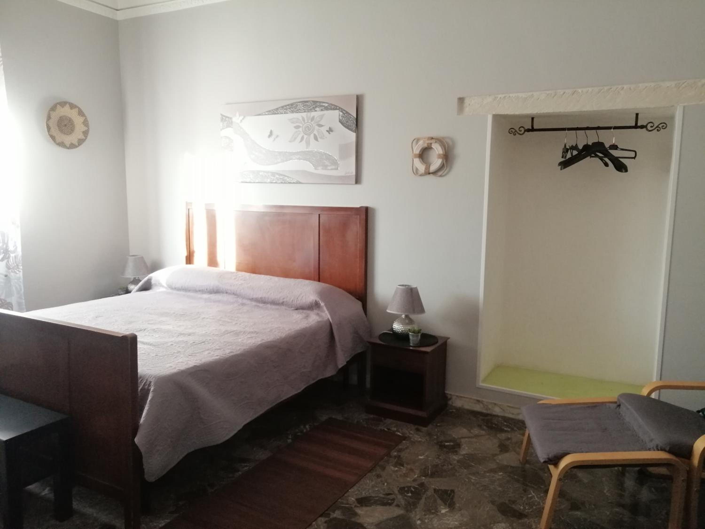 Double Room With Private Bathroom photo 3
