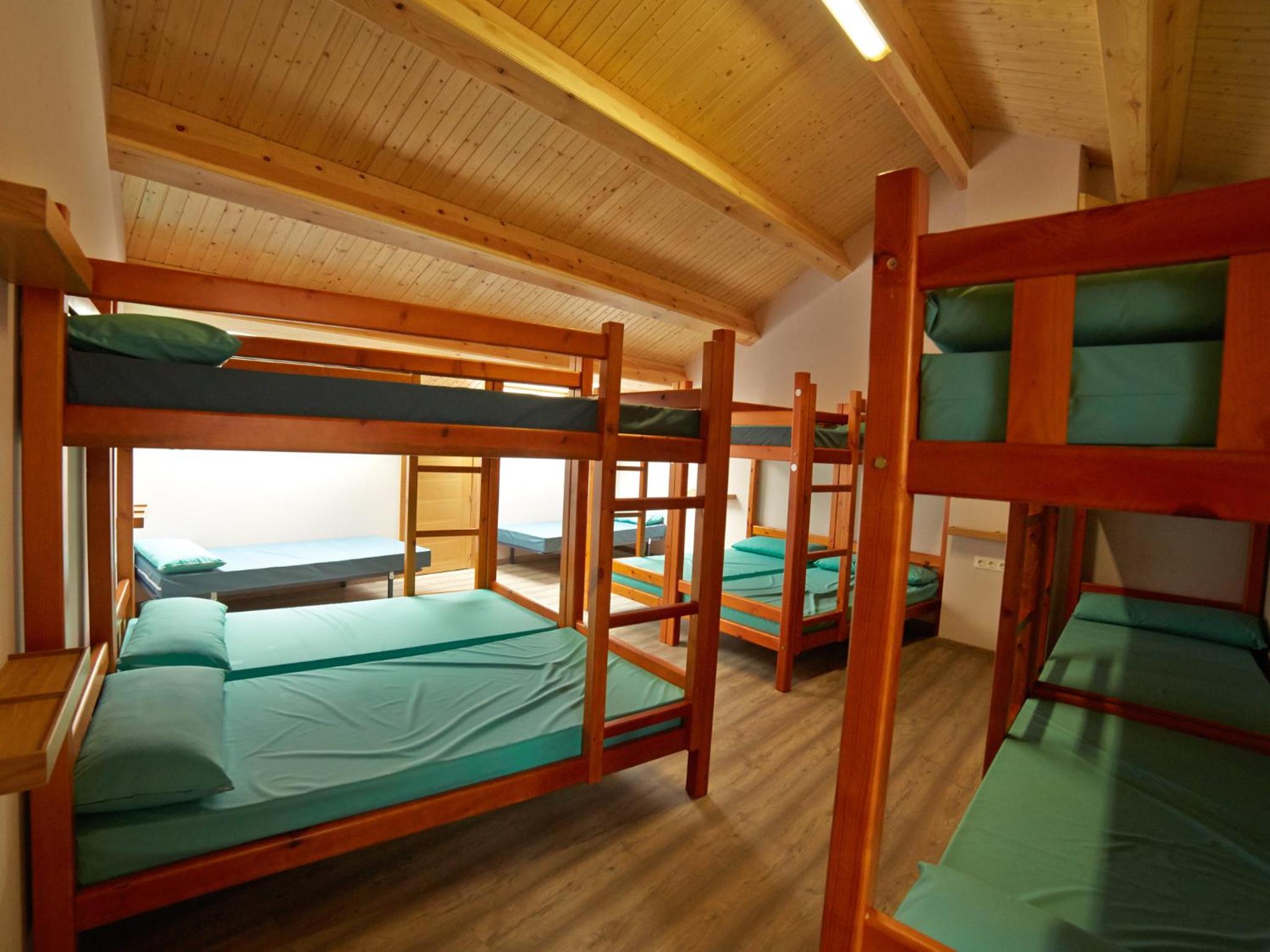 Mixed Dormitory Room photo 3