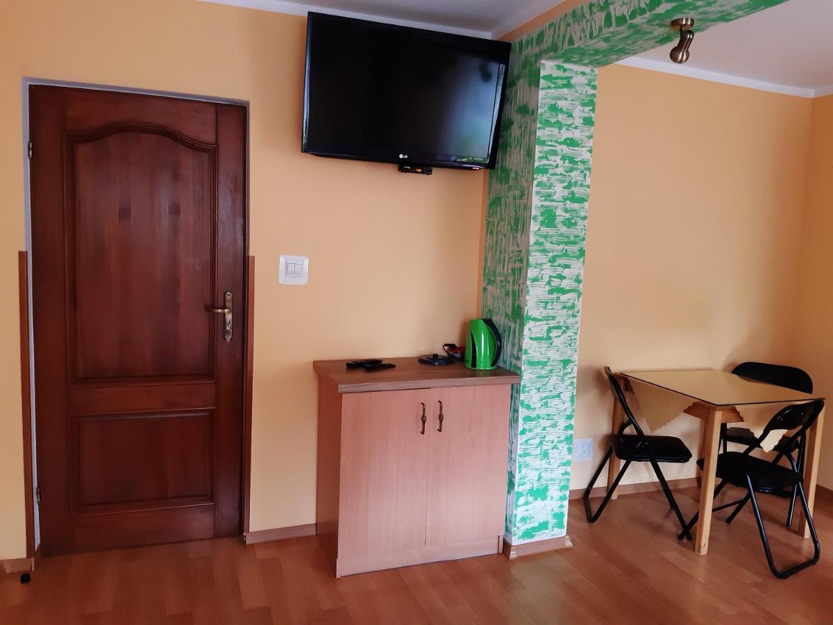 Quadruple Room with Private Bathroom photo 1