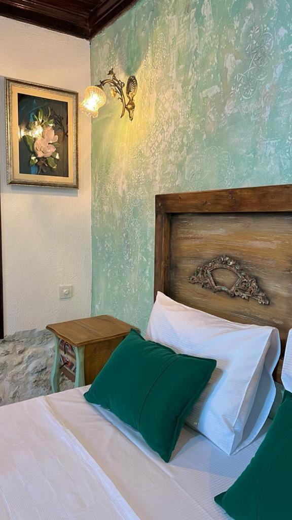 Deluxe Double or Twin Room - Photo 3