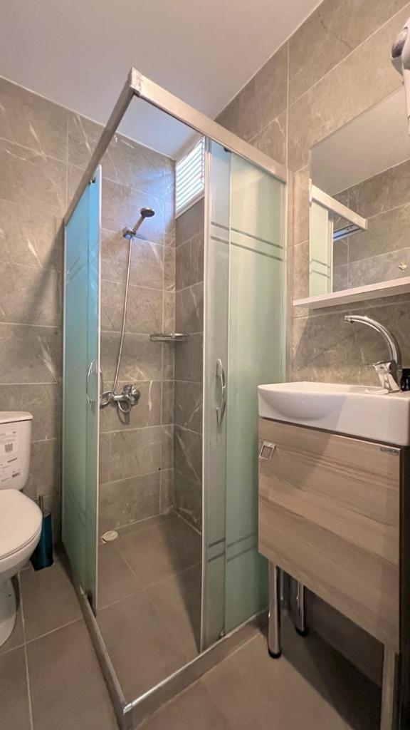 Deluxe Double or Twin Room - Photo 5
