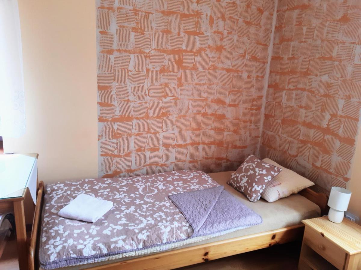 Triple Room with Private Bathroom photo 2