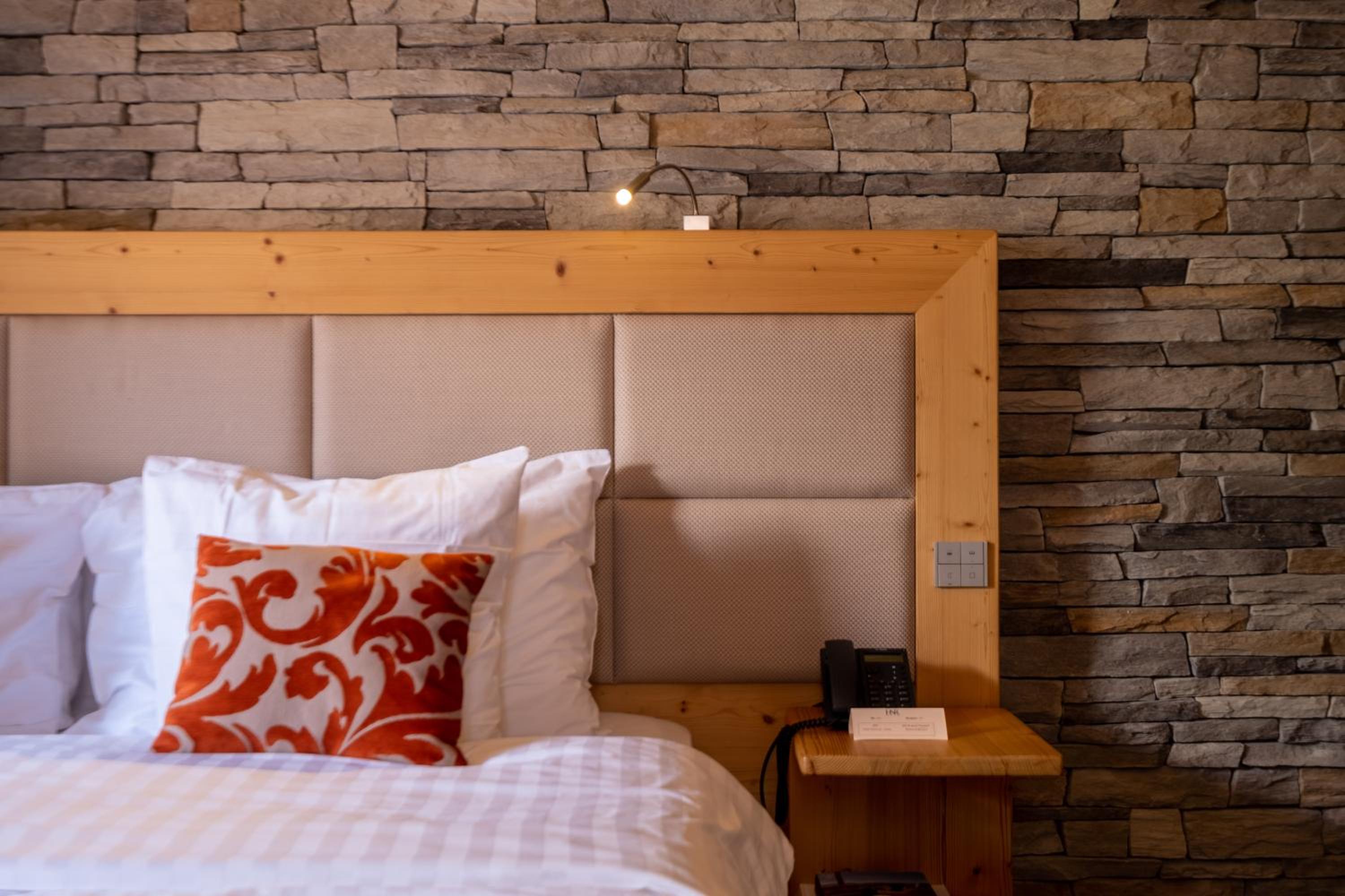Junior Suite with Balcony  photo 2