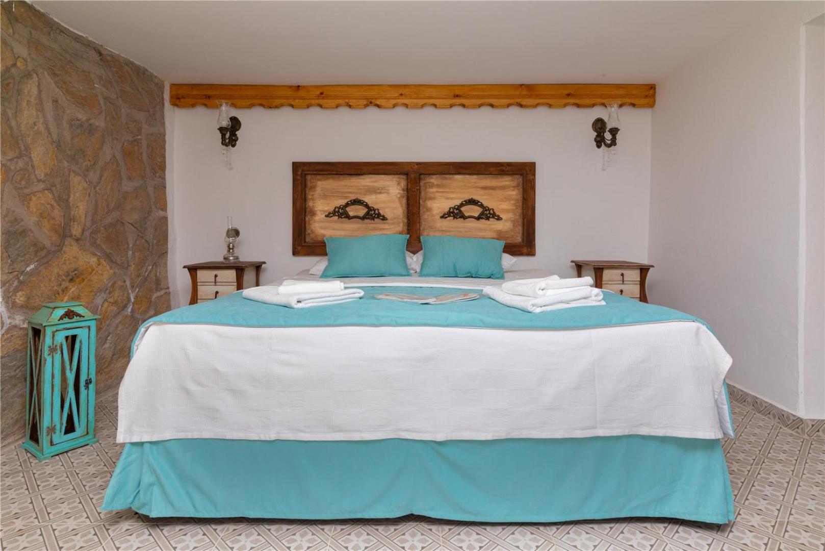 Superior Double or Twin Room - Photo 5