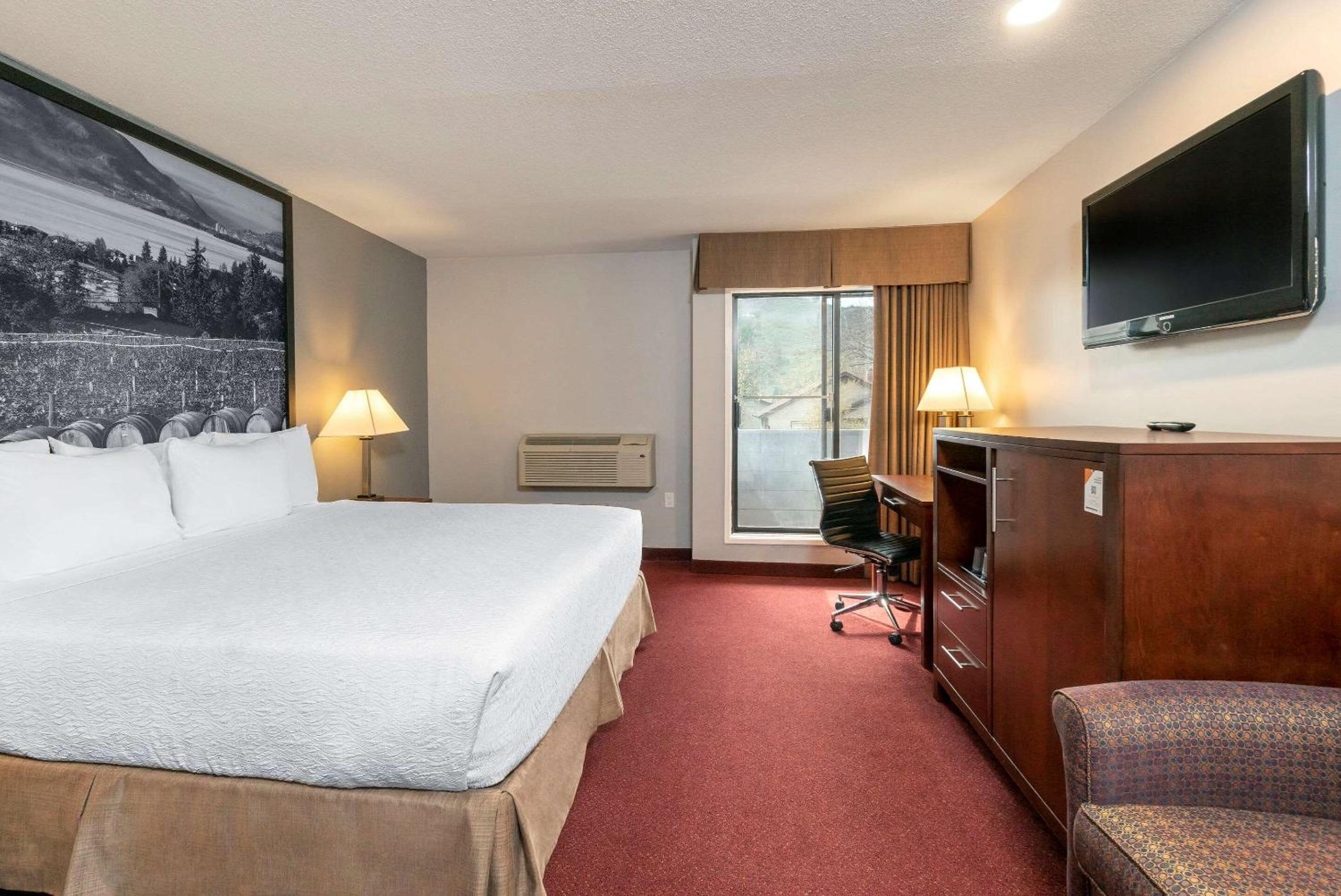 Standard King Room - Non Smoking - Non Pet Friendly - Photo 2
