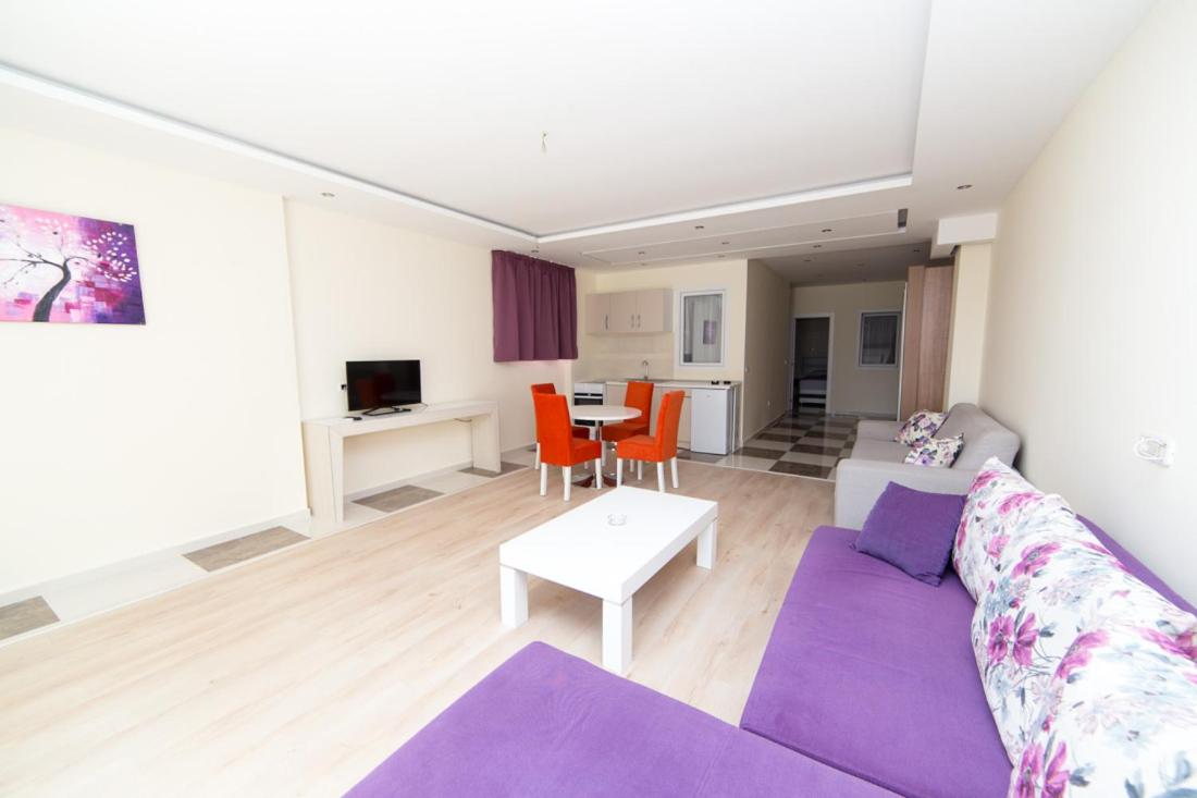 Apartment with Garden View photo 2