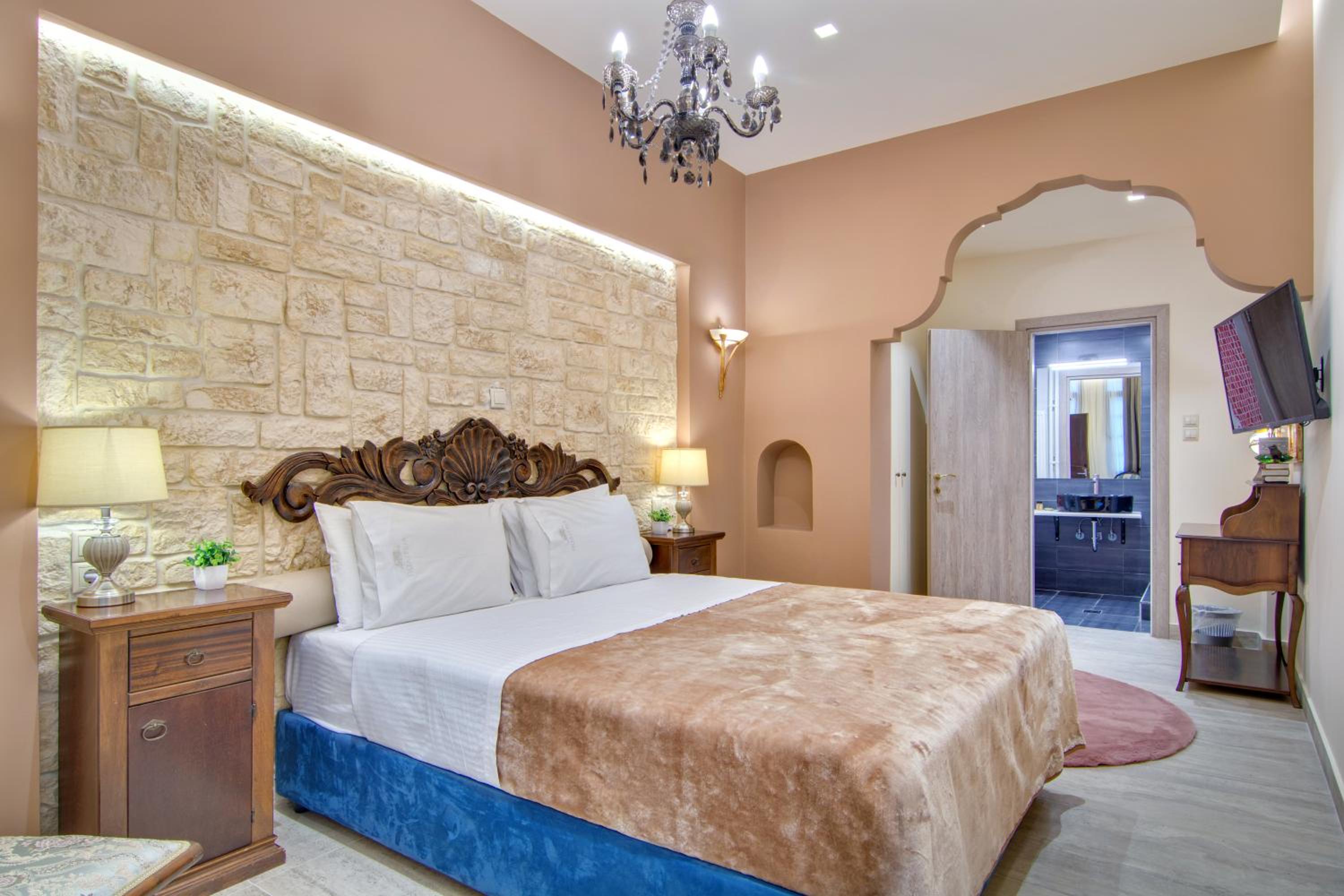 Queen Room - Photo 3
