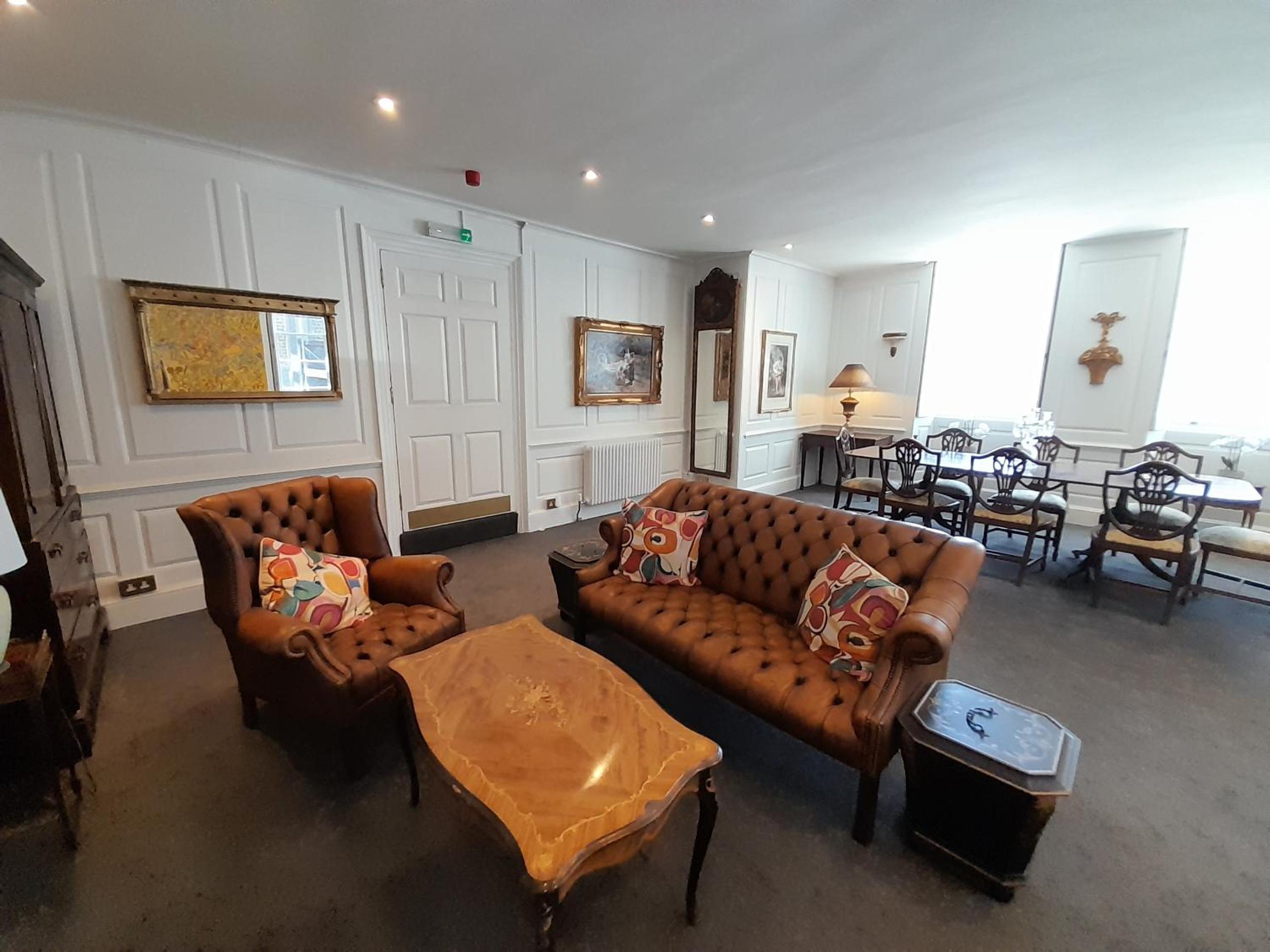 Superior King Room - Photo 49