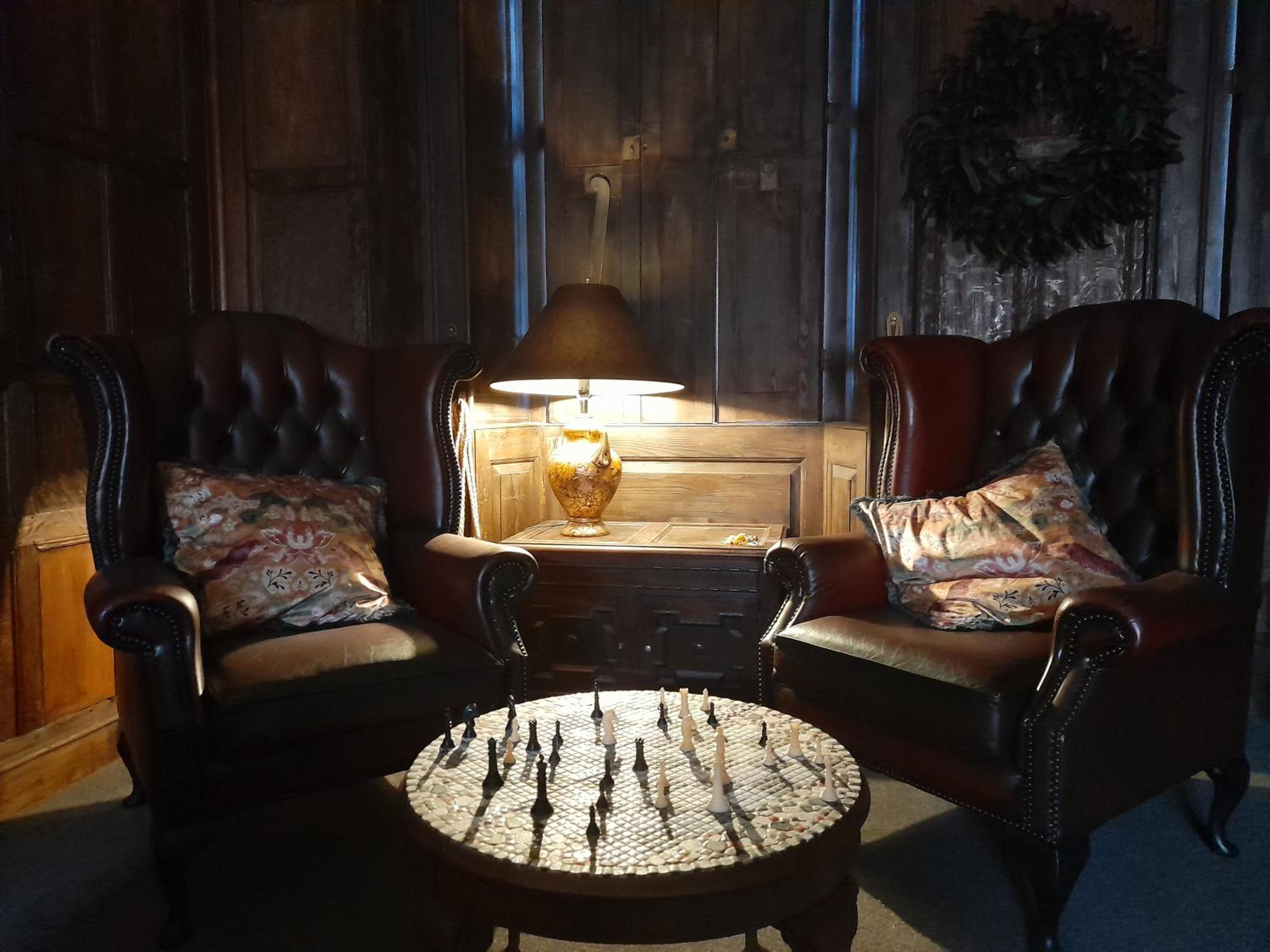 Deluxe King Room - Photo 43