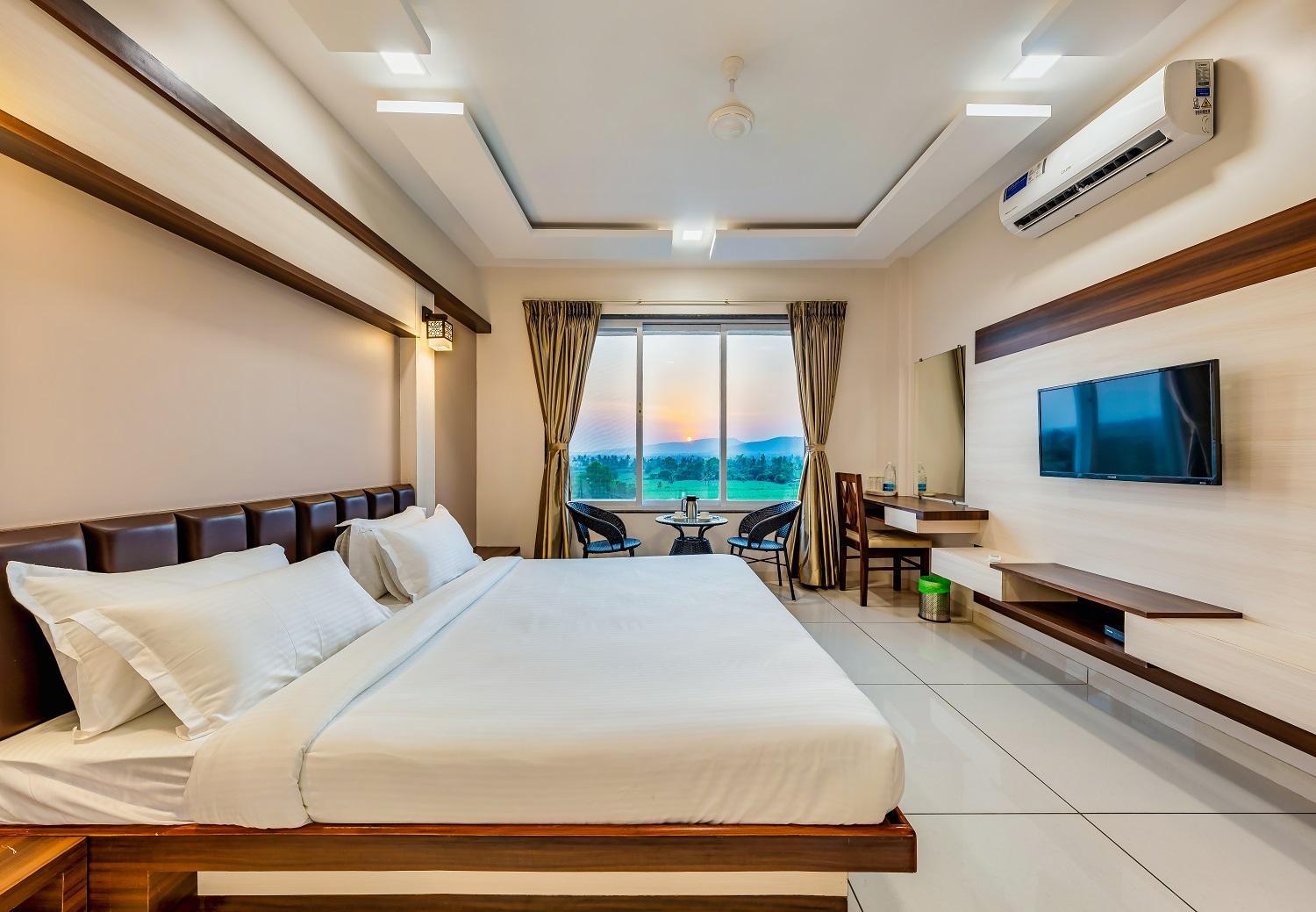Deluxe Double Room - Photo 1
