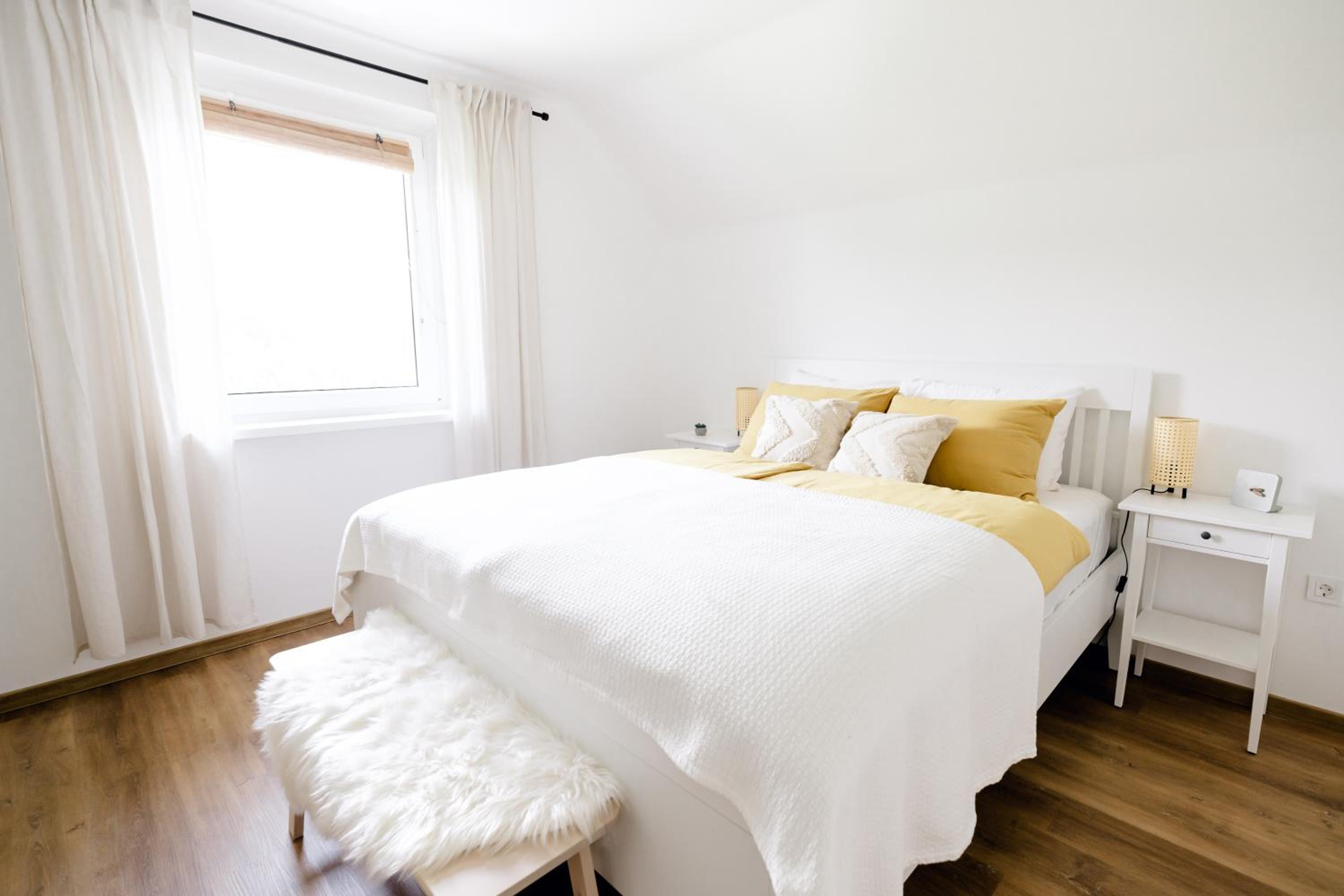 One-Bedroom Apartment - Photo 1