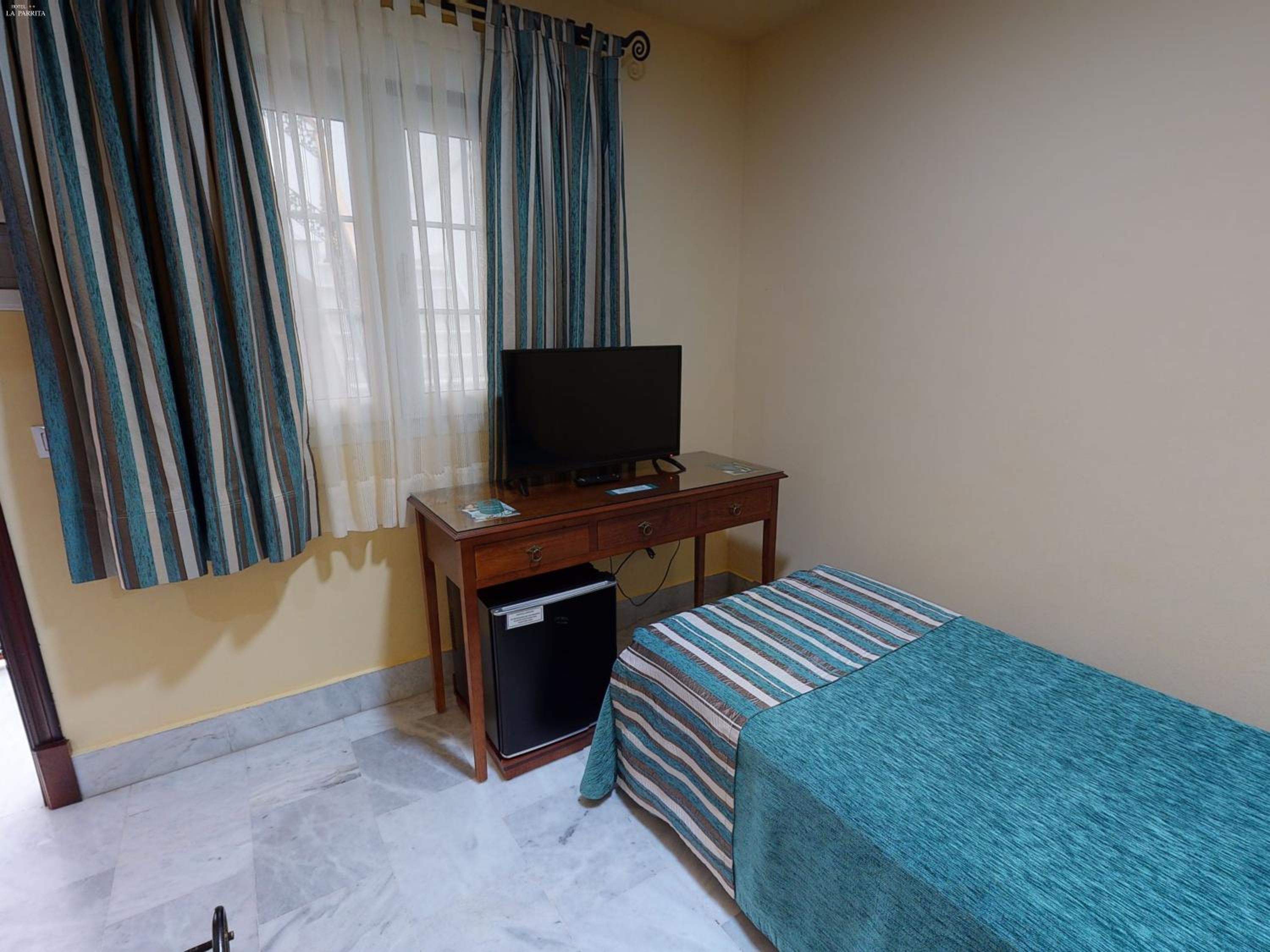 Single Room - Interior photo 3