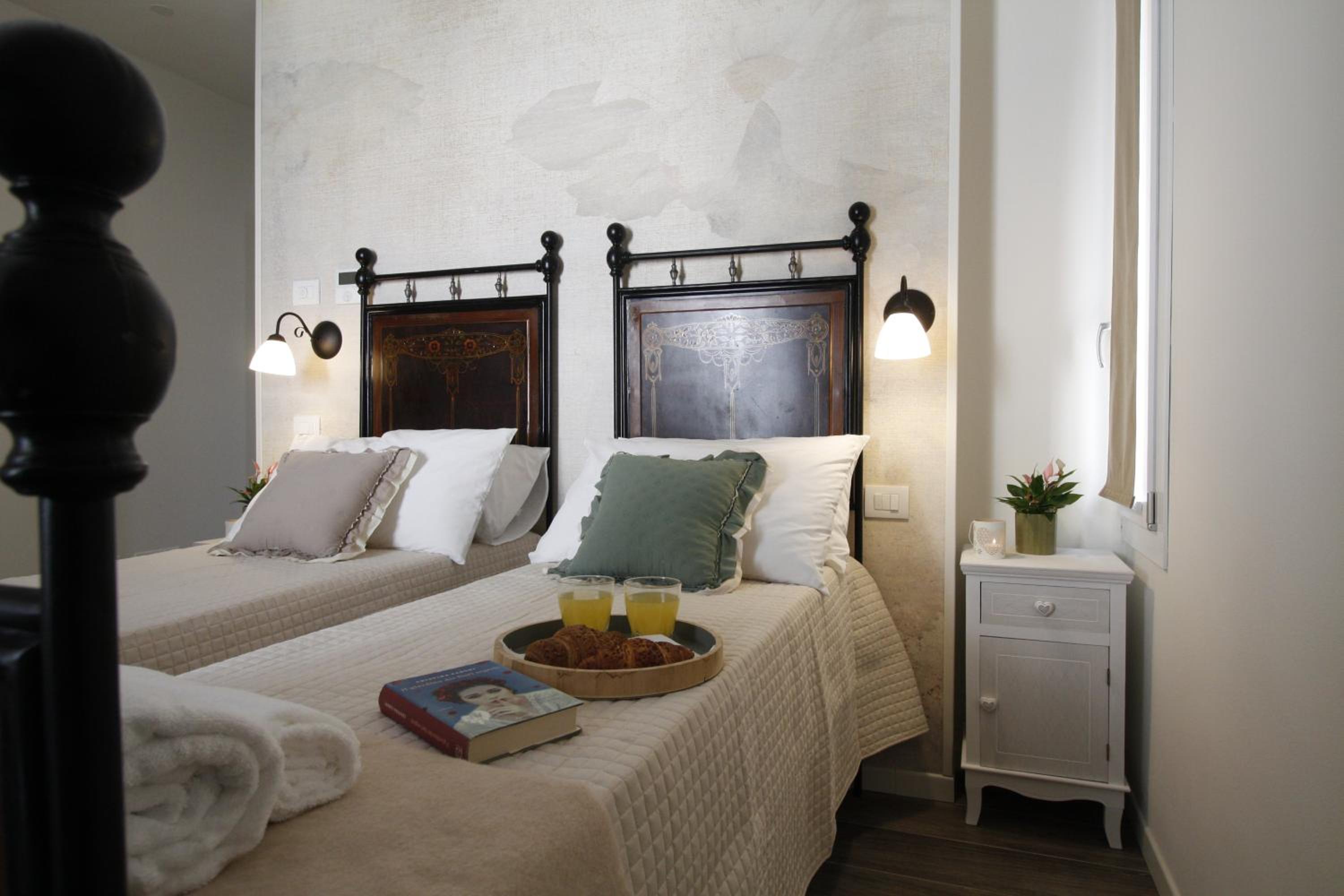Twin Room photo 1