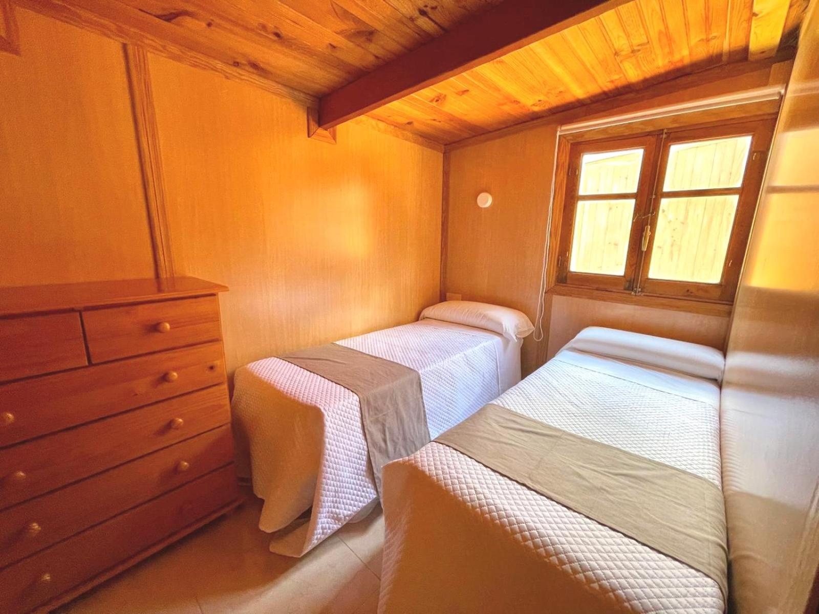 Two-Bedroom Bungalow photo 2