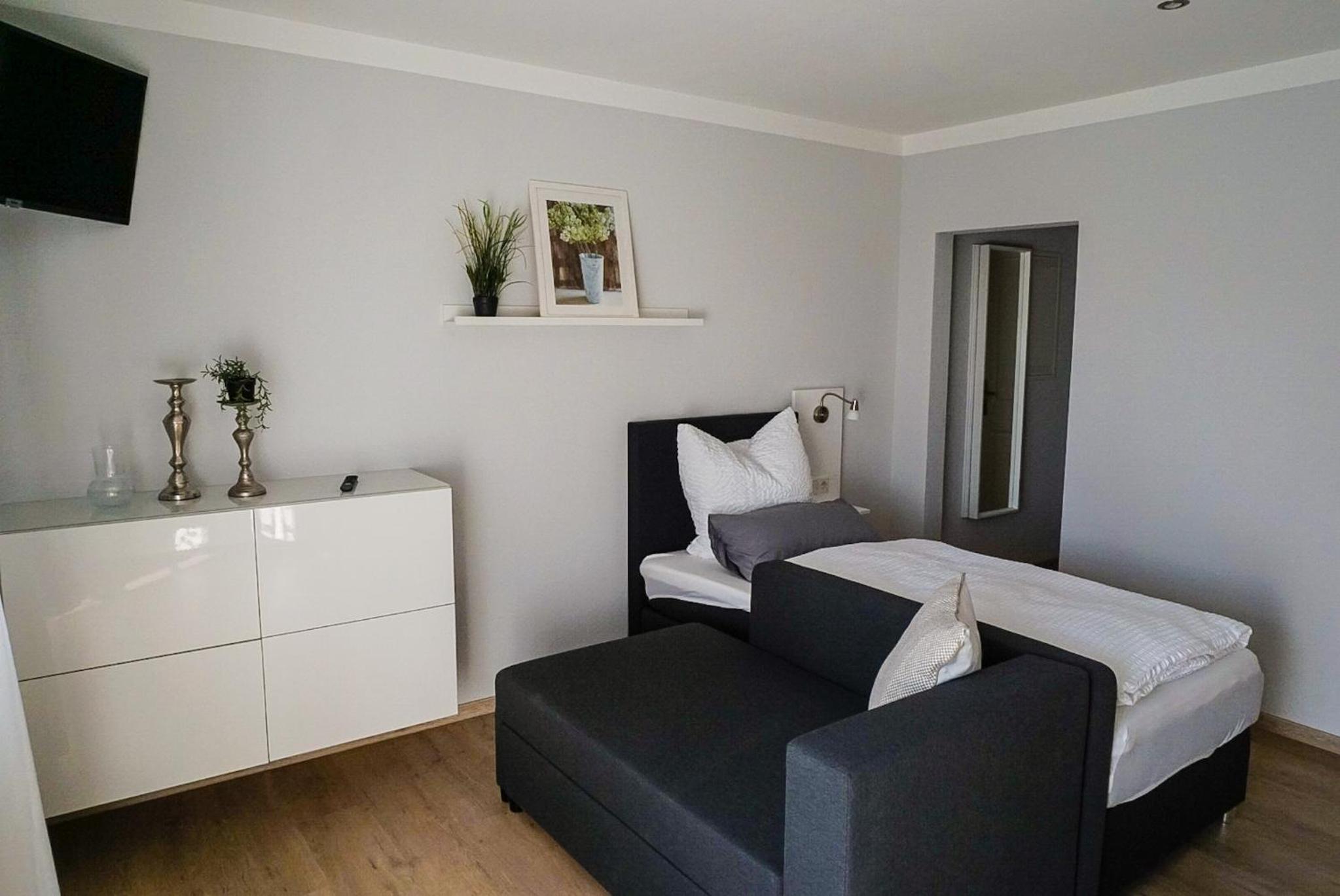Apartment photo 1