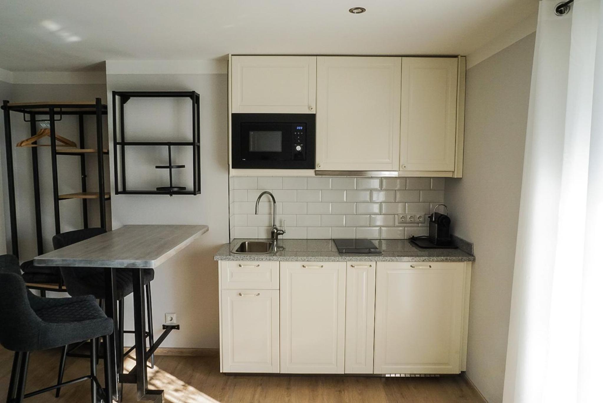 Apartment photo 2