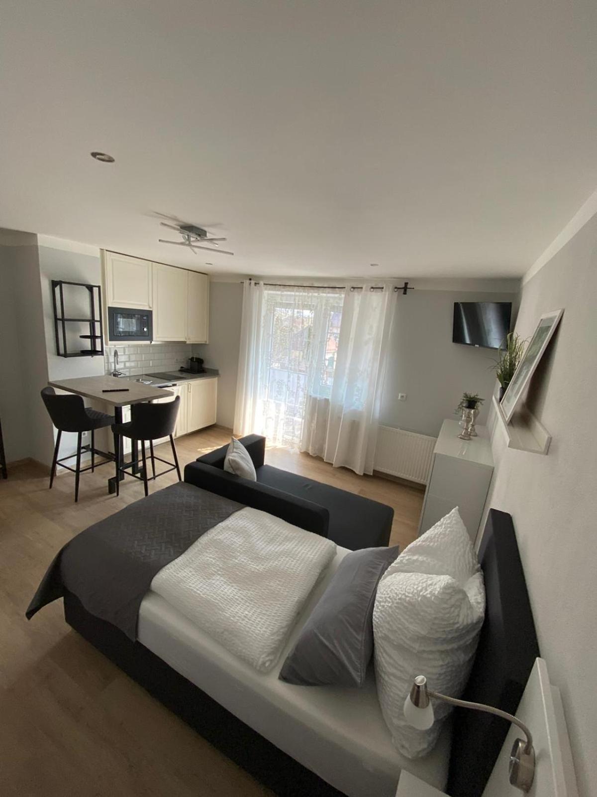 Apartment photo 3