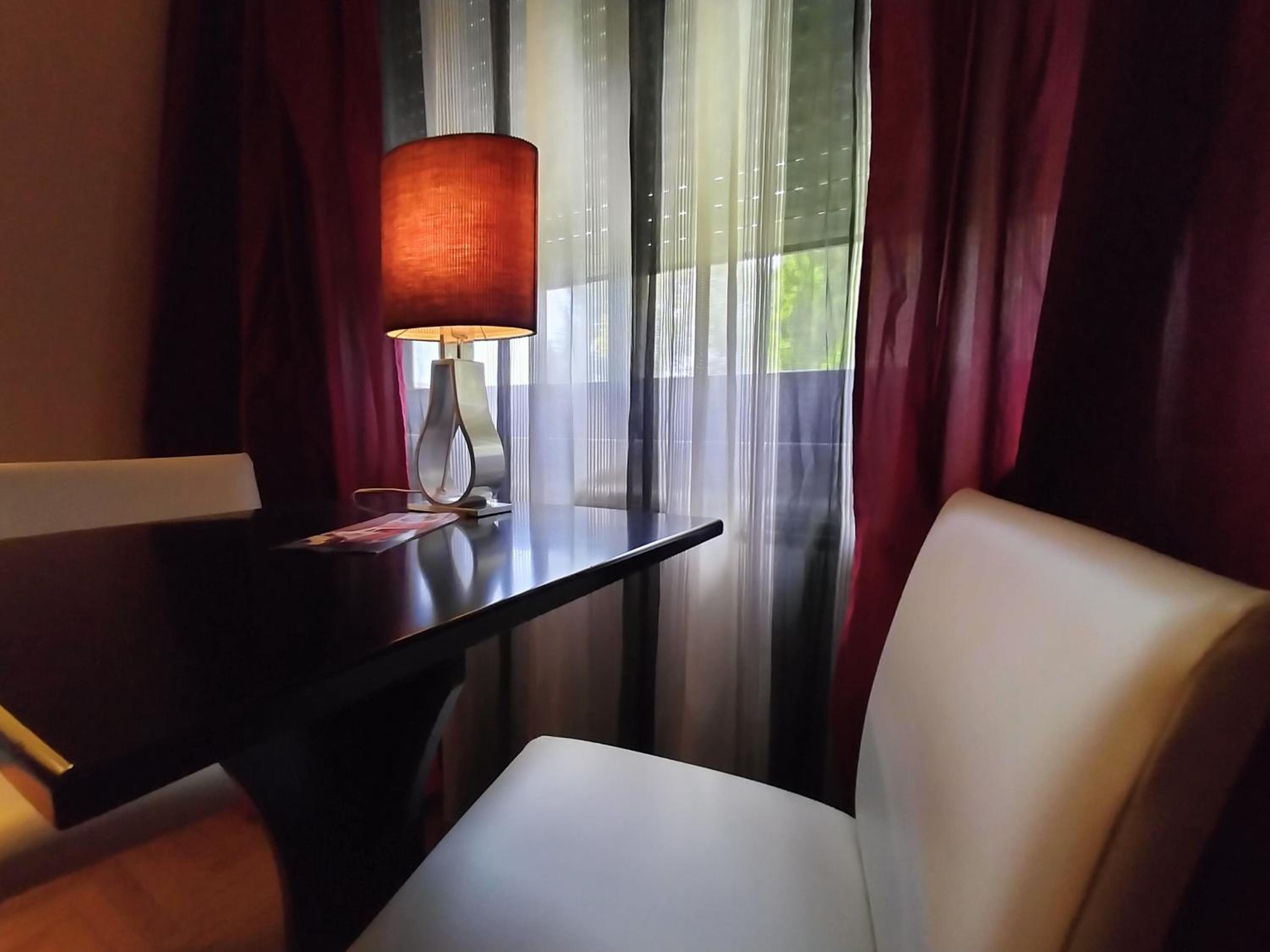 Suite with Spa Bath - Photo 30