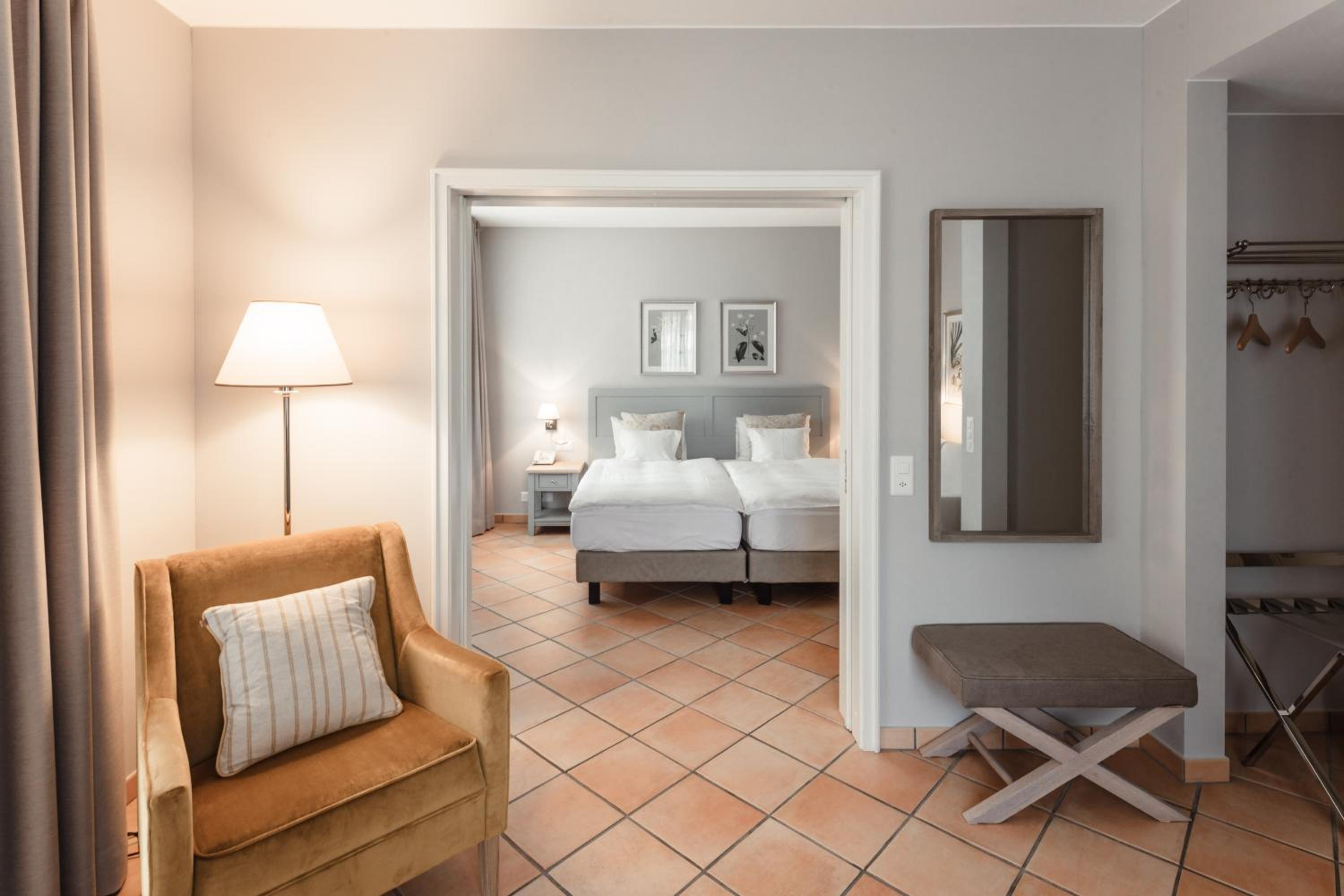 Suite 218 photo 1