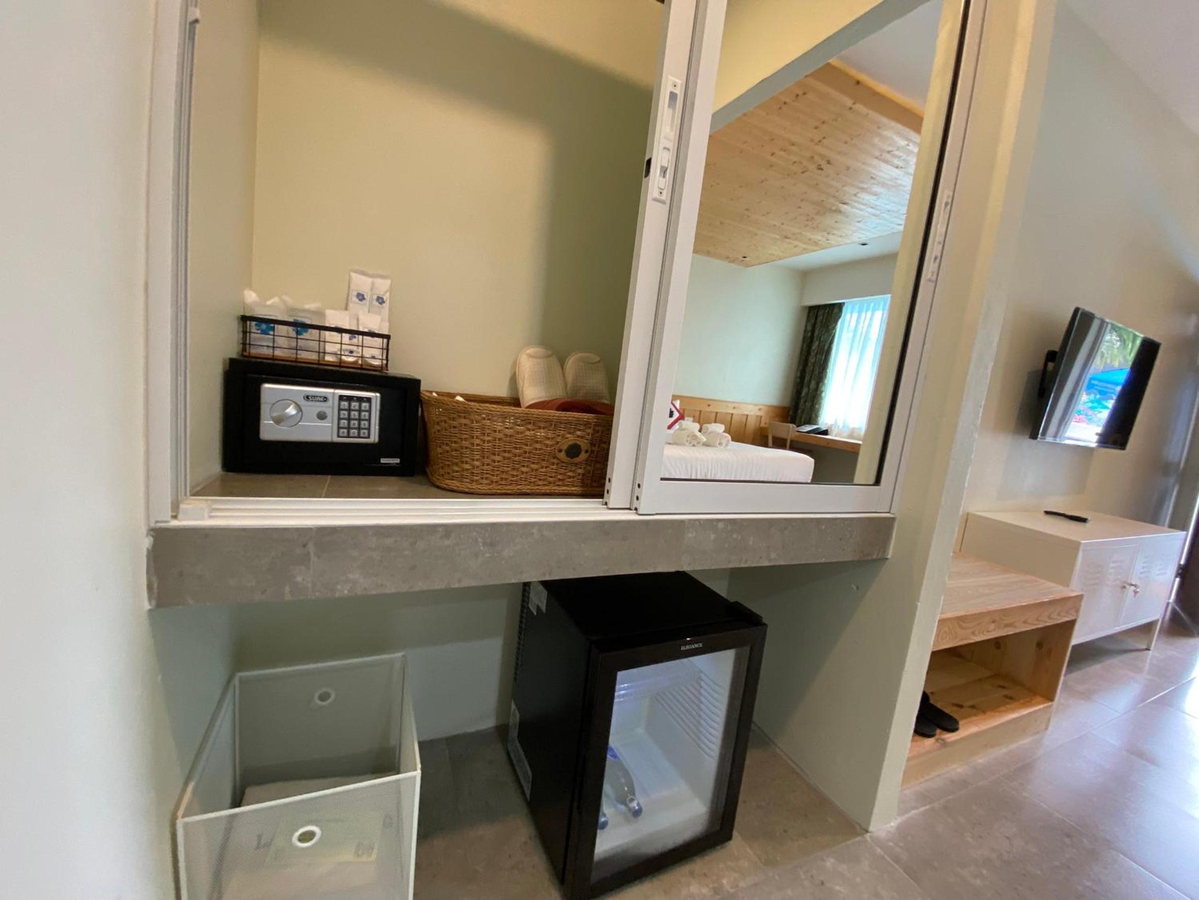 Standard Twin Room photo 2