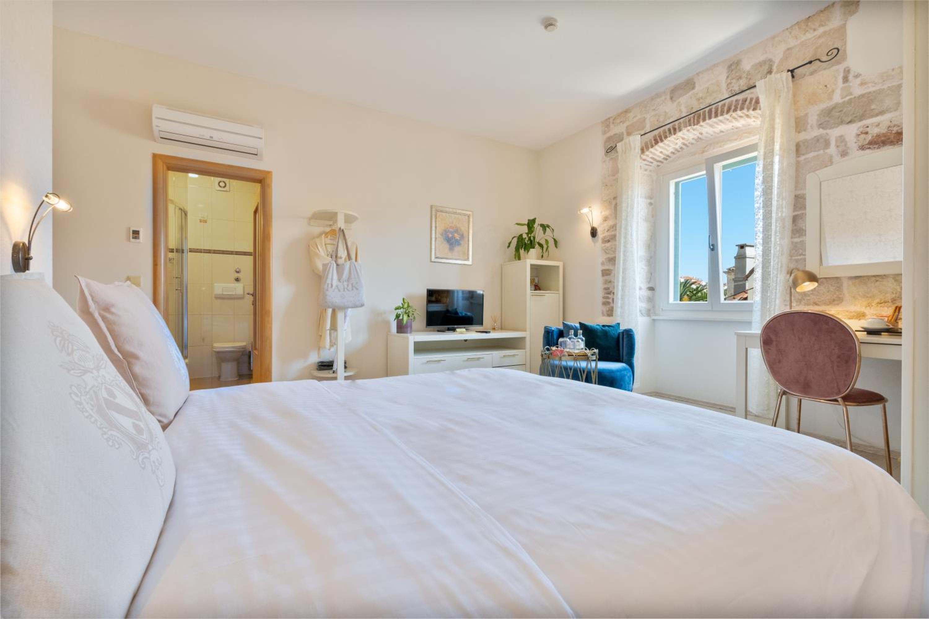 King Room - Photo 12