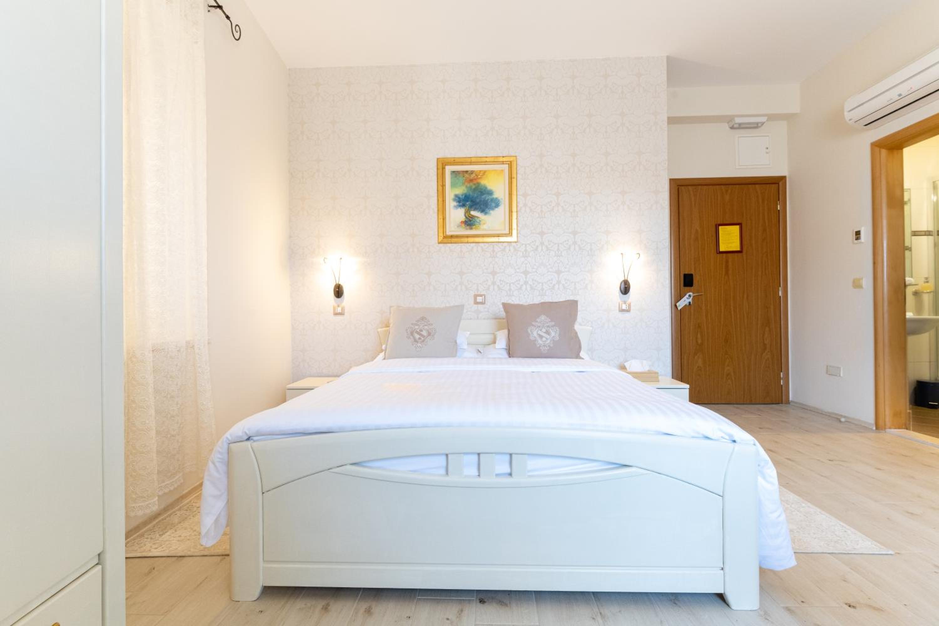 King Room - Photo 10