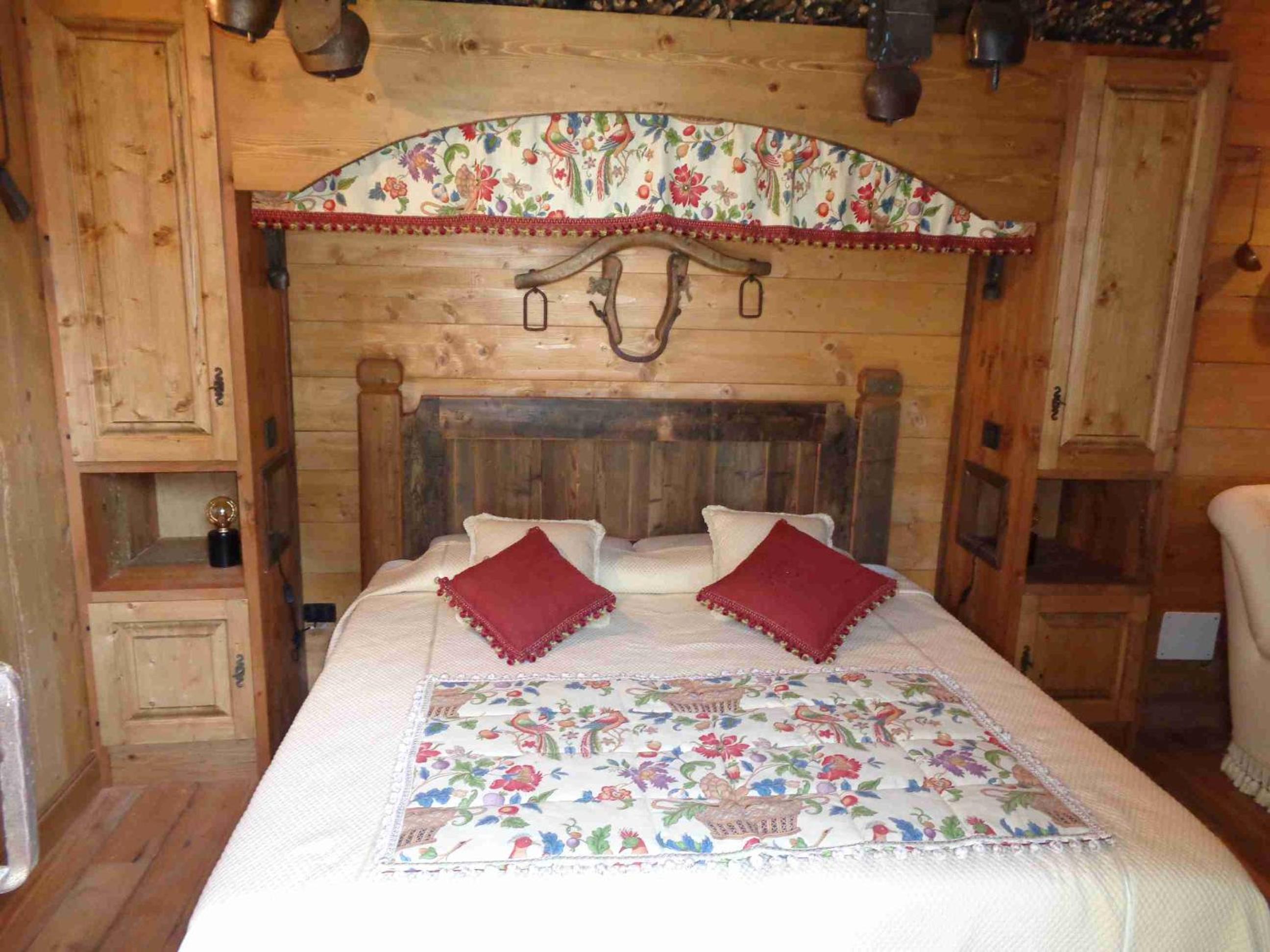 Junior Suite with Mountain View