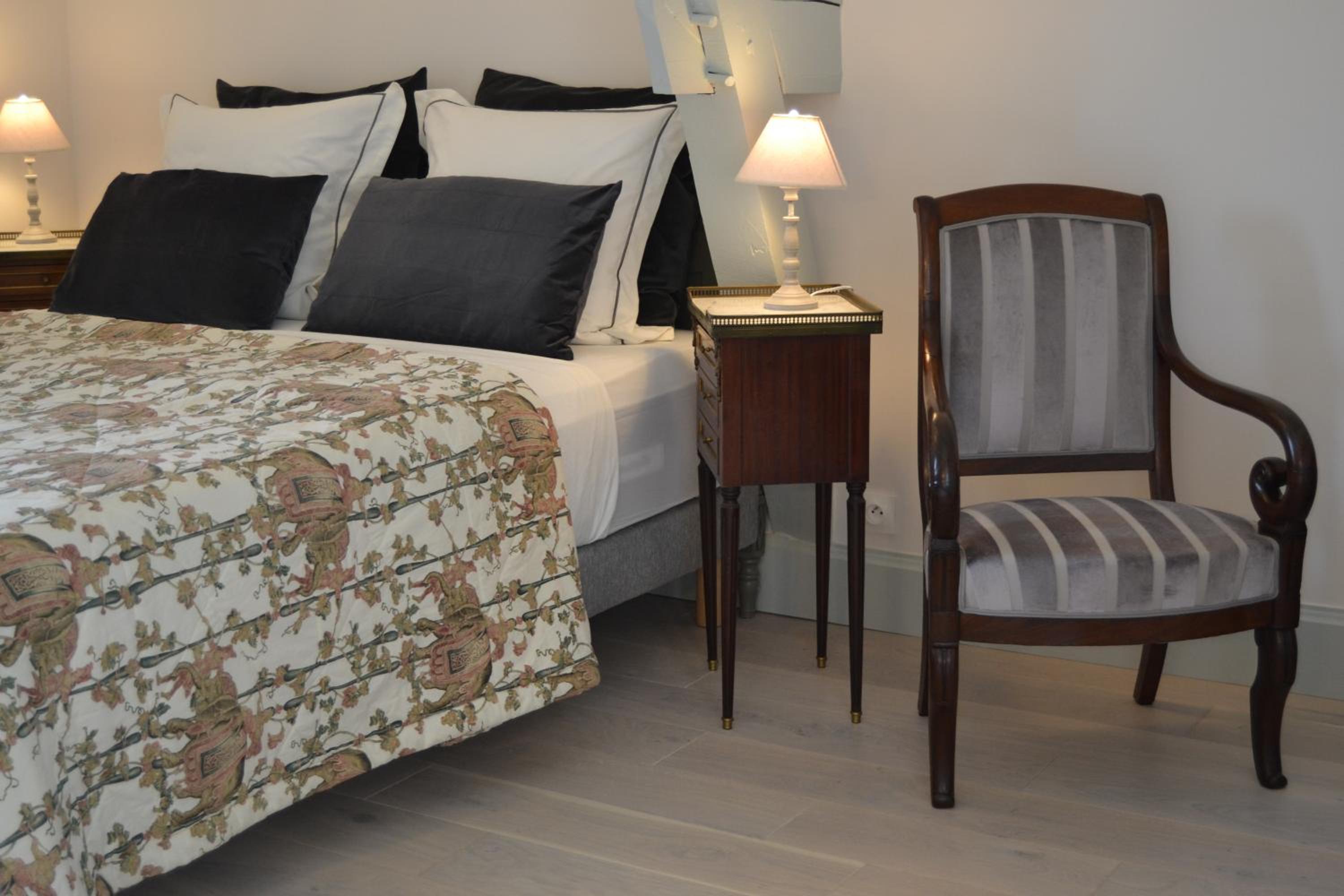 King Room with Garden View - Photo 1