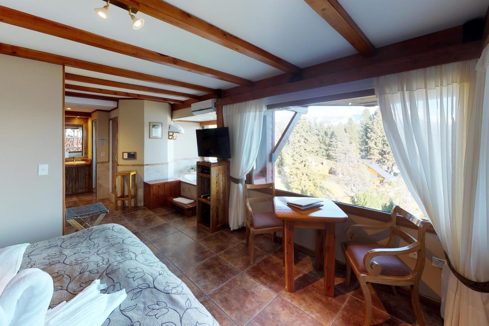 Special Offer 1 - Master Suite with Sauna