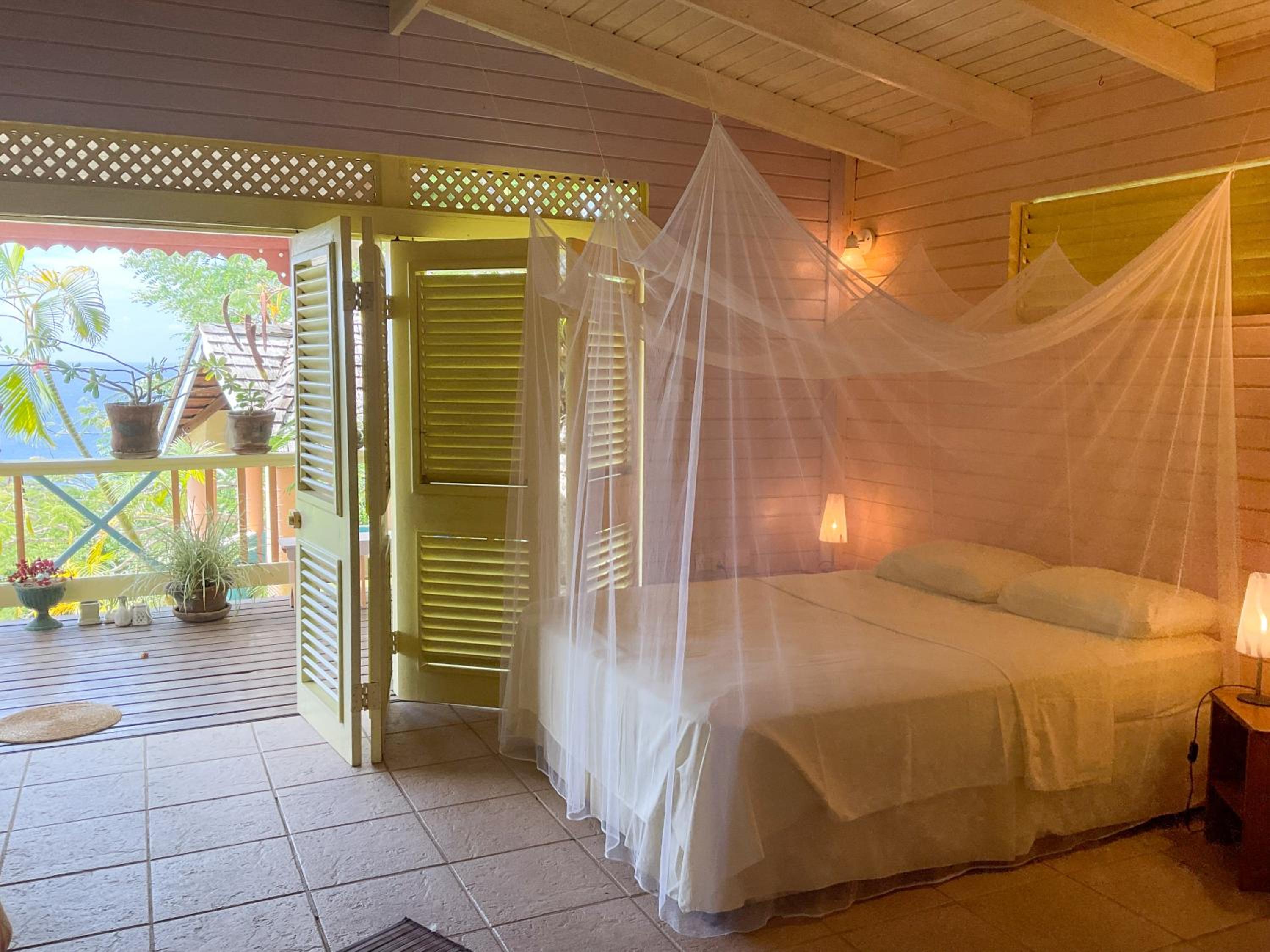 Bungalow with Sea View photo 3