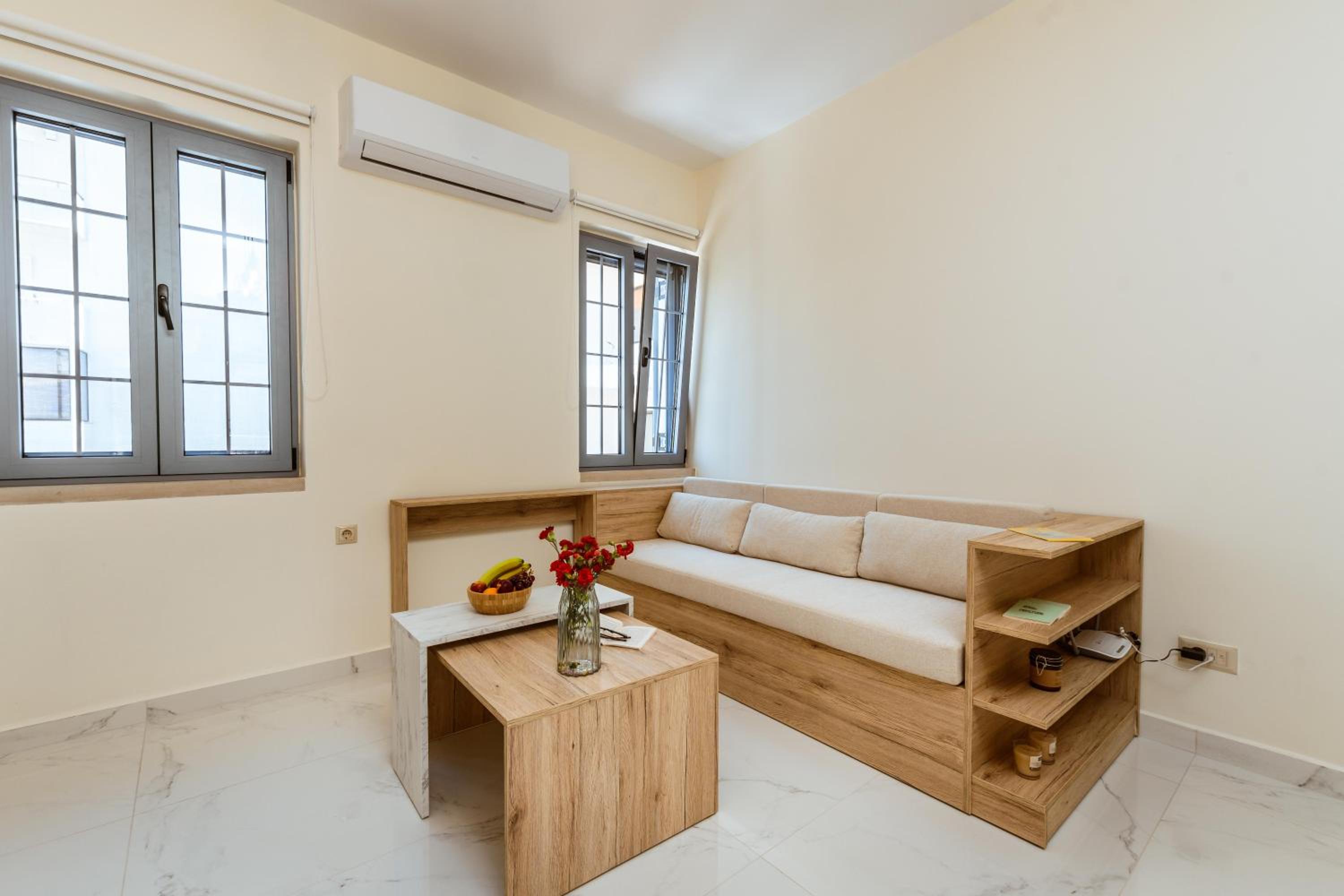 Suite with Spa Bath - Photo 34